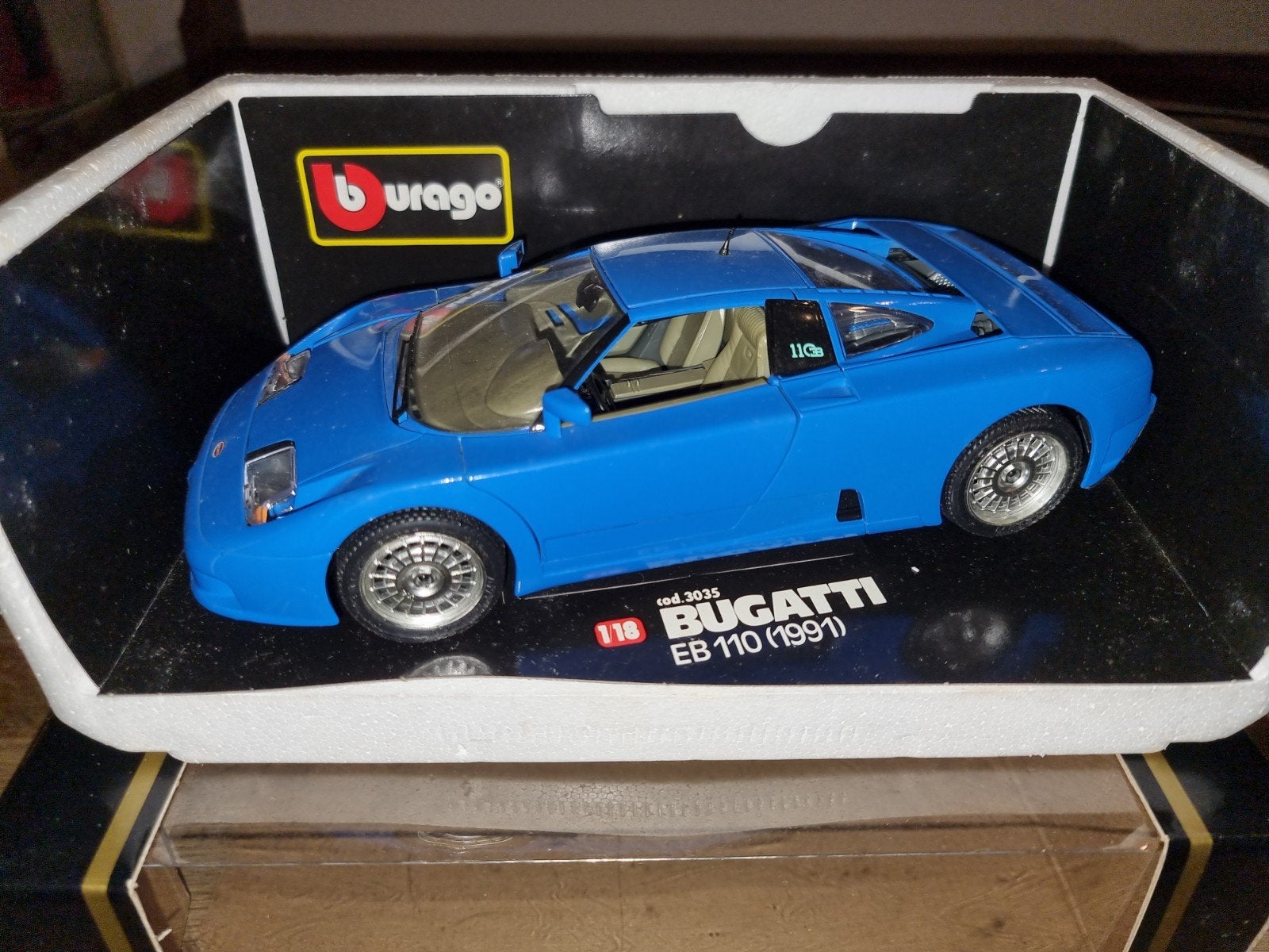 Burago Bugatti EB110 1:18 Diecast Modelauto, Ophalen of Verzenden
