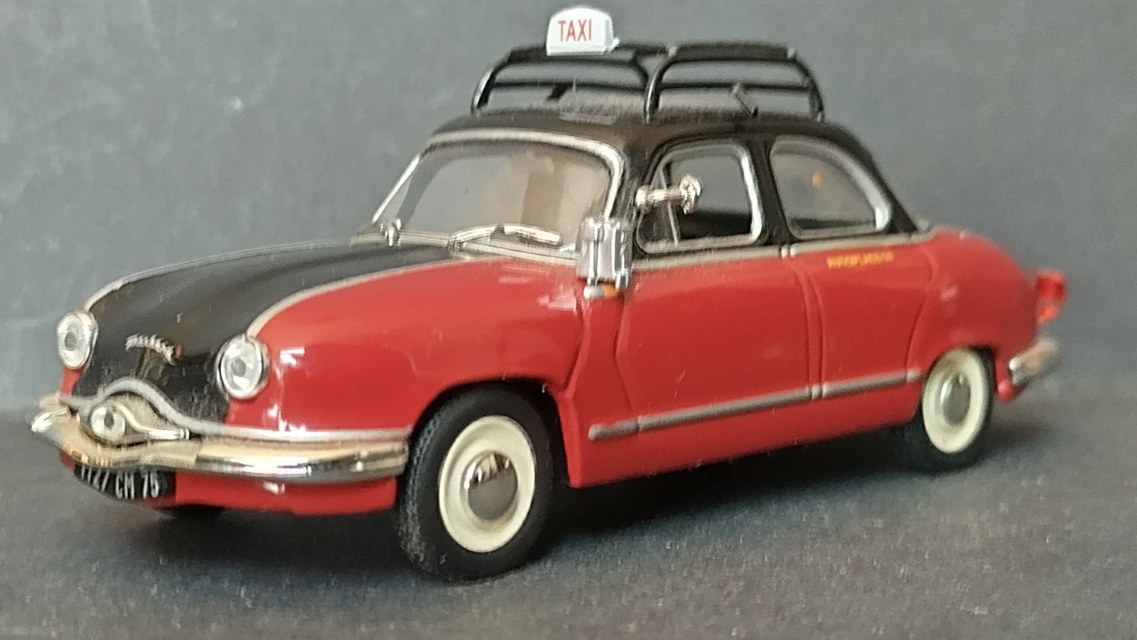 Panhard Dyna Z taxi 1:43 Altaya Ixo Pol, Overige merken, Auto, Verzenden, M