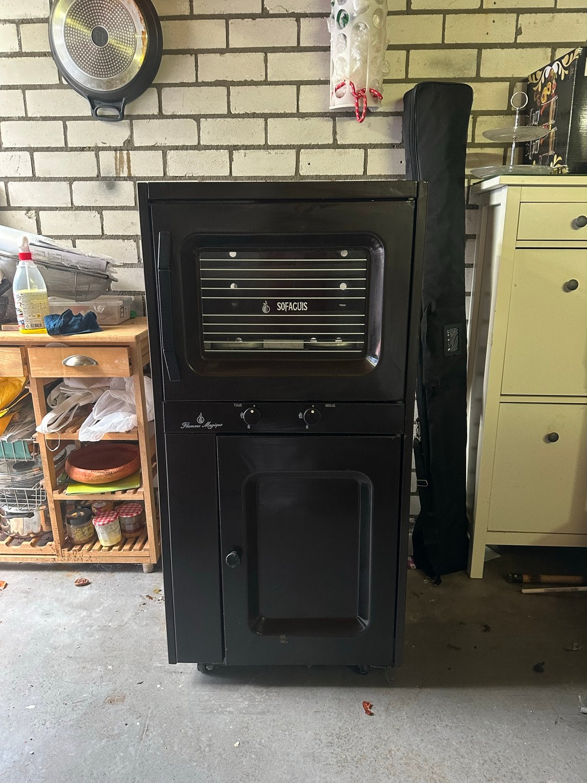 Gasoven op wielen - Bruin, Witgoed en Apparatuur, Ovens, Ophalen, Zo goed als nieuw, Vrijstaand, Oven