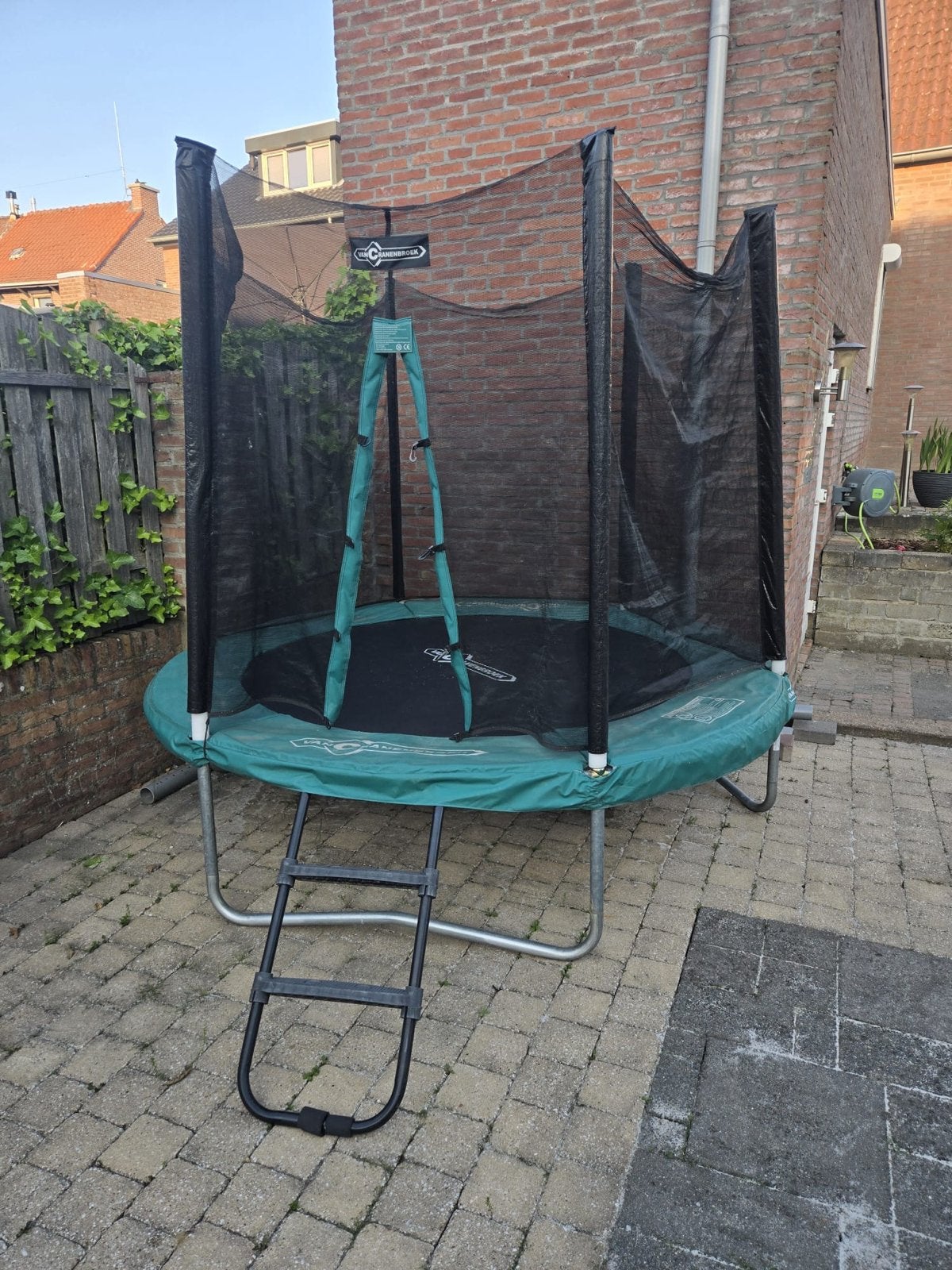 Van Cranenbroek Trampoline met Veiligheidsnet en Trapje, Ophalen, Gebruikt, ., .