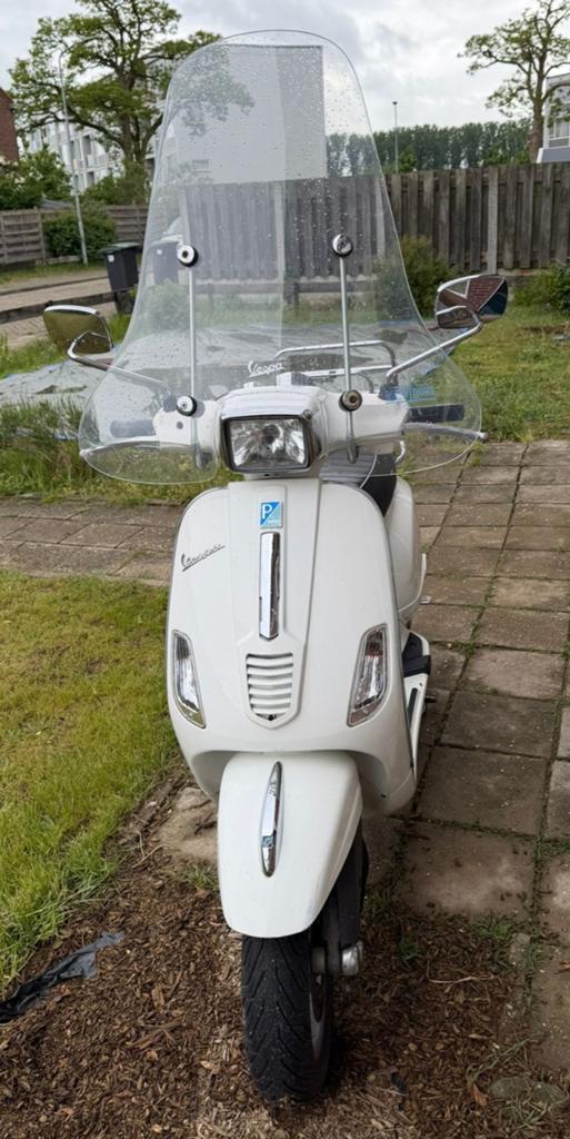Vespa S zuinige 4-takt scooter, Fietsen en Brommers, Ophalen, Gebruikt, Maximaal 45 km/u, Vespa S