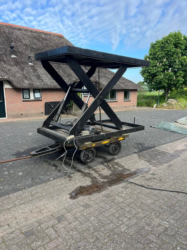 Zware hydraulische hefbrug/heftafel, Ophalen of Verzenden