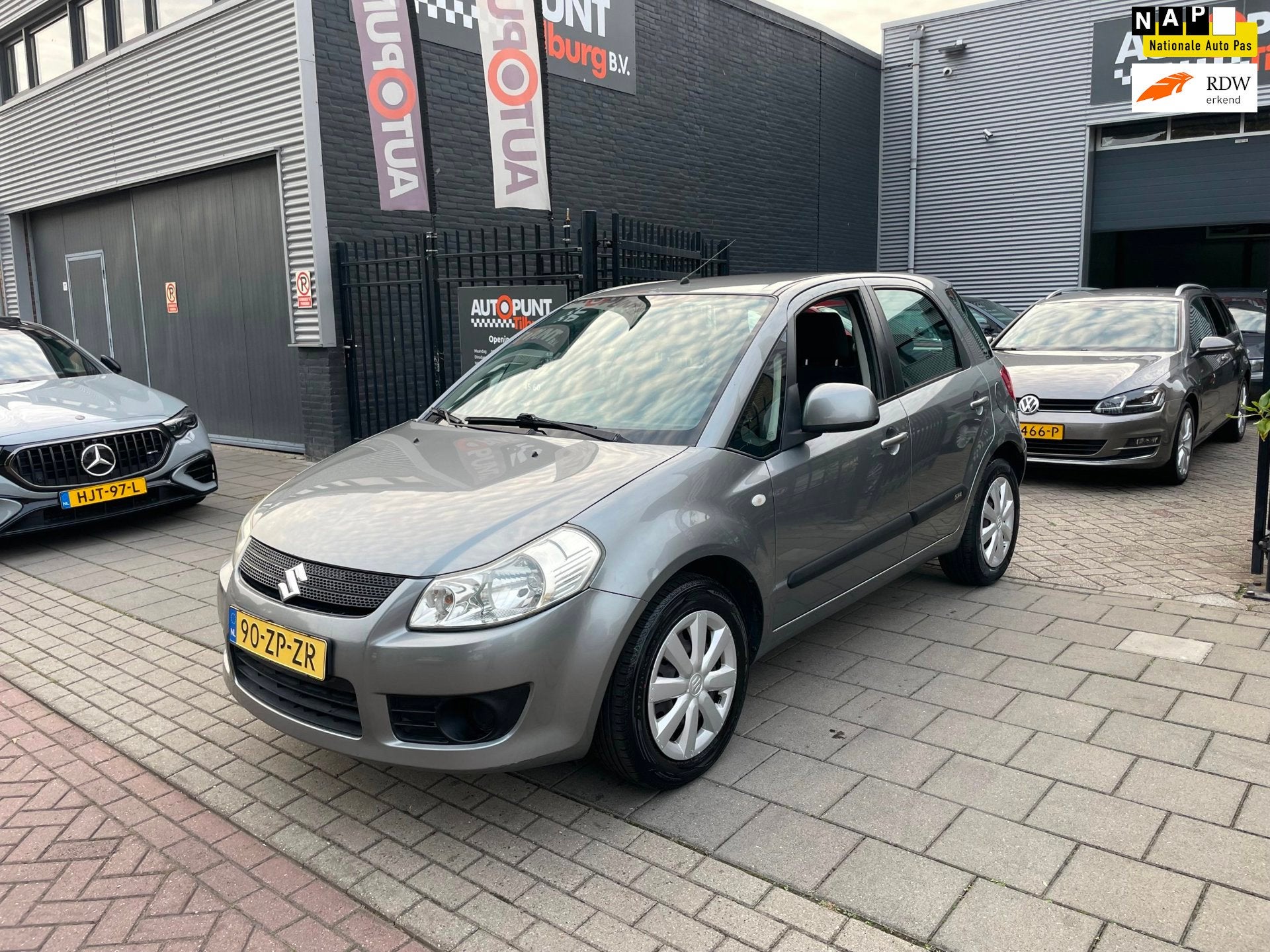 Suzuki SX4 1.6 Comfort Trekhaak Airco NAP APK 1 Jaar, Auto's, Voorwielaandrijving, 15 km/l, Gebruikt, 4 cilinders