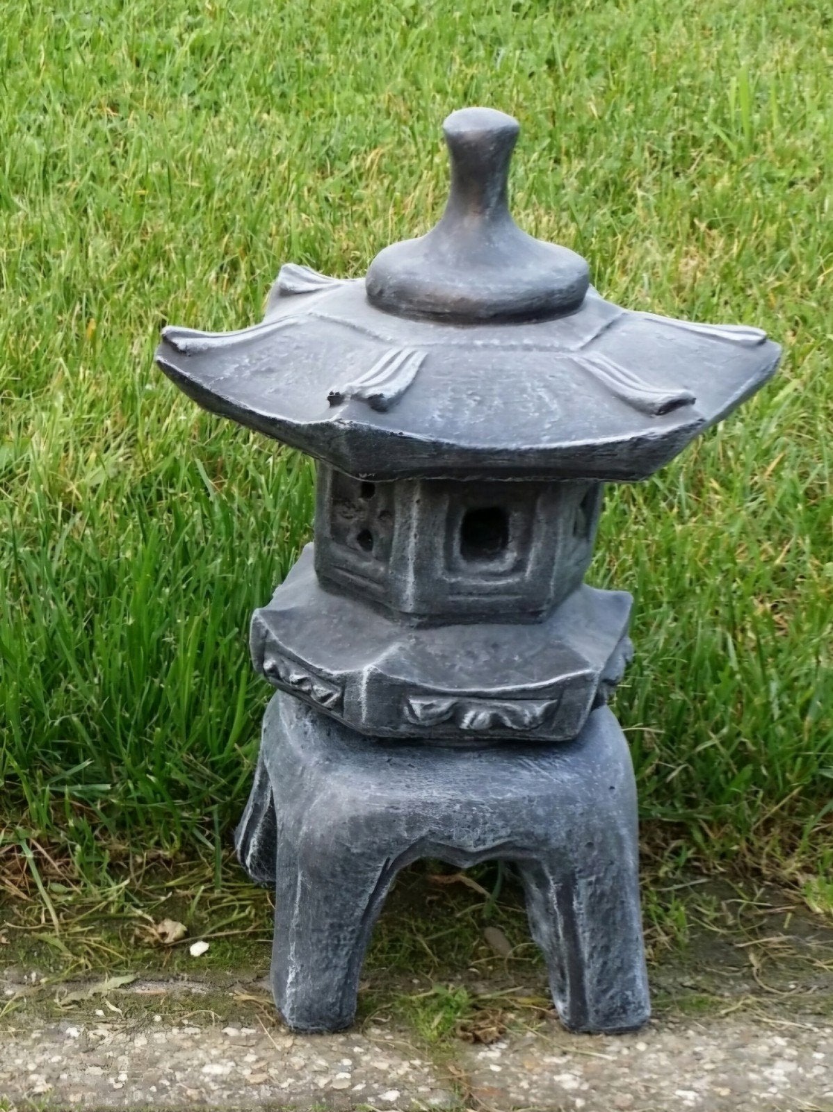 Fraaie Japanse Lantaarn, Pagode, in de Tuin/Vijver, Tuin en Terras, Ophalen of Verzenden, Nieuw, Steen, Overige typen