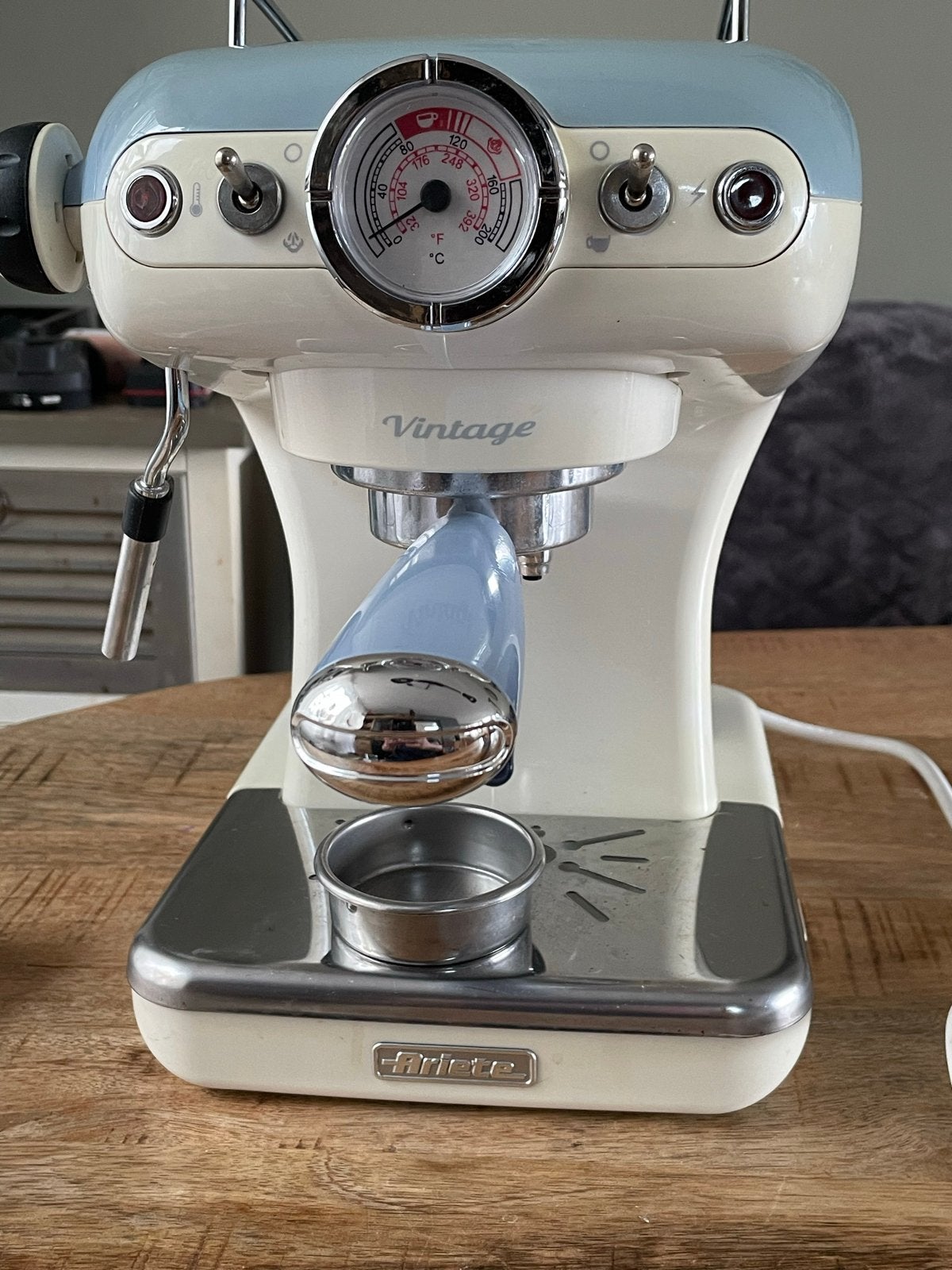 Ariete Vintage Espressomachine - Zo goed als nieuw, Afneembaar waterreservoir, Espresso apparaat, Gemalen koffie, Ophalen of Verzenden