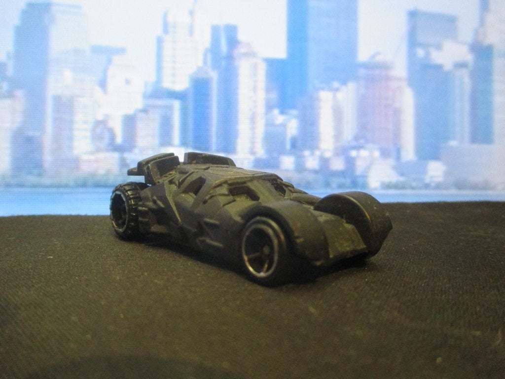 1:64 Batmobile The Dark Knight - Hot Wheels, Ophalen of Verzenden, Gebruikt, Auto