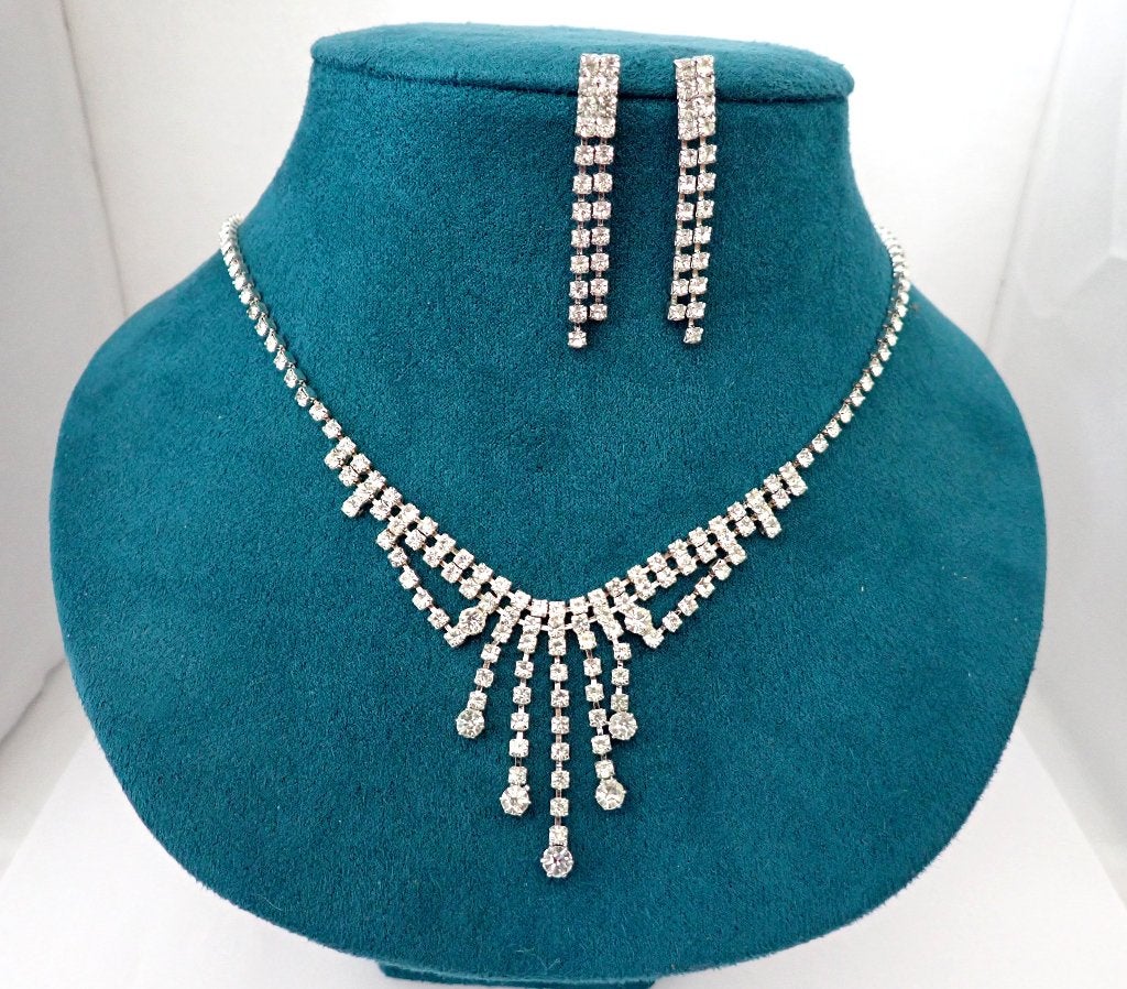 Mooi strass setje, Sieraden, Tassen en Uiterlijk, Overige materialen, Verzenden, Zo goed als nieuw, Zilver