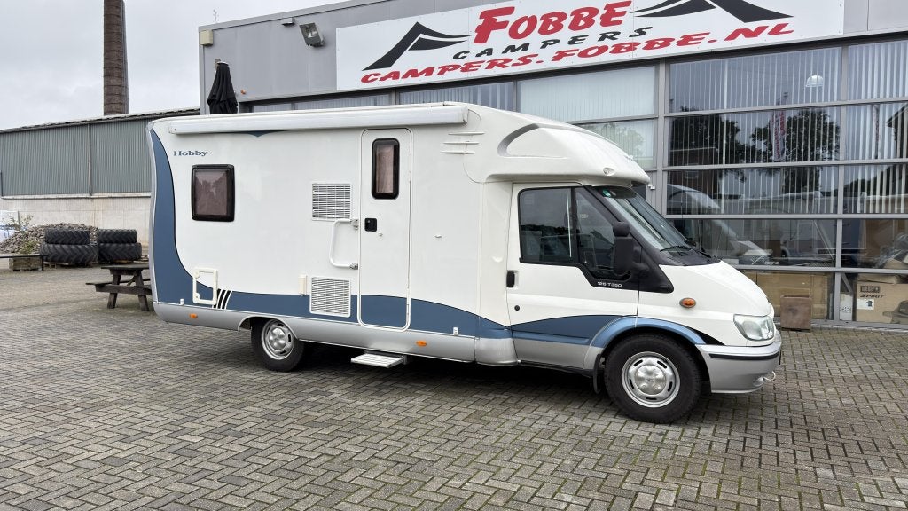 Strak, Compleet met 2x AC, TOPindeling De Hobby T 600FC 2006, Watertank (Schoon), Elektrische ramen, ABS, Ringverwarming
