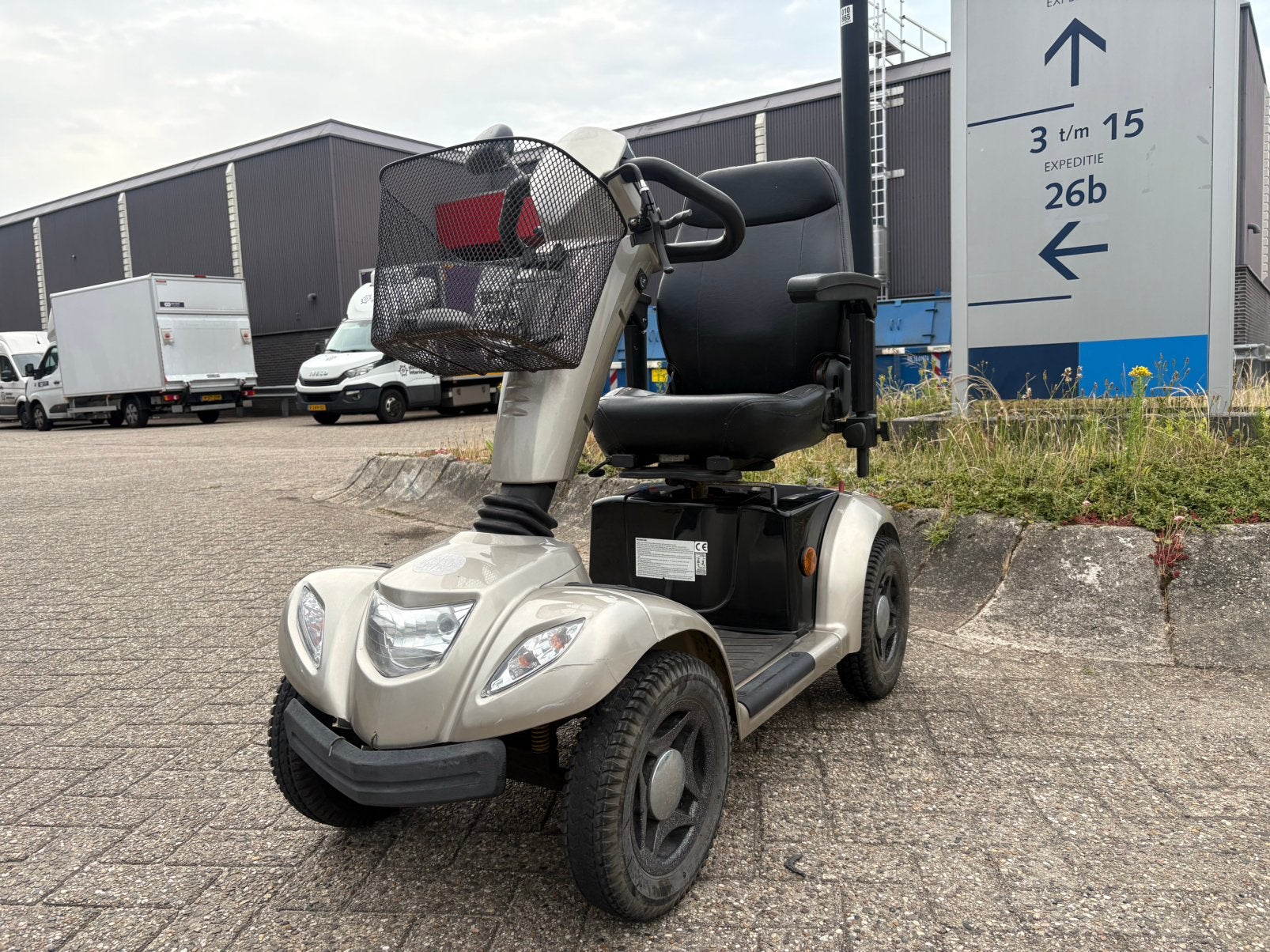 Vermeiren Carpo 4 / opknapper, Diversen, Rolstoelen, Vermeiren, Ophalen of Verzenden, Zo goed als nieuw, Elektrische rolstoel