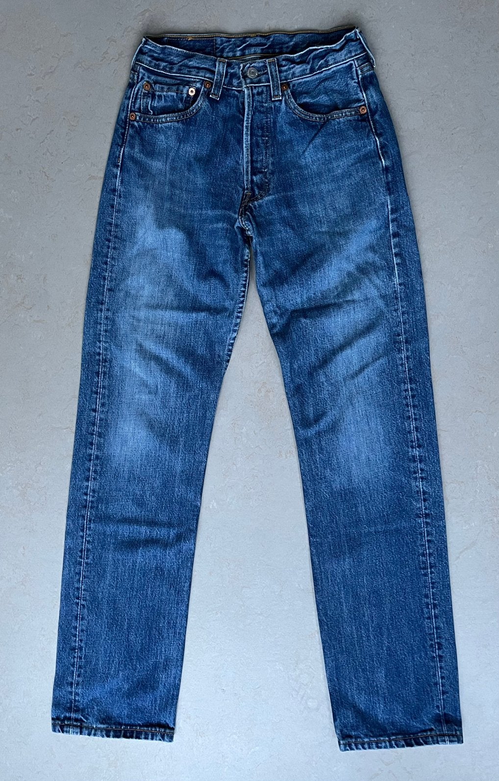 Levi's 501 jeans, maat W26 /L32, Ophalen of Verzenden, Zo goed als nieuw, Blauw, W27 (confectie 34) of kleiner
