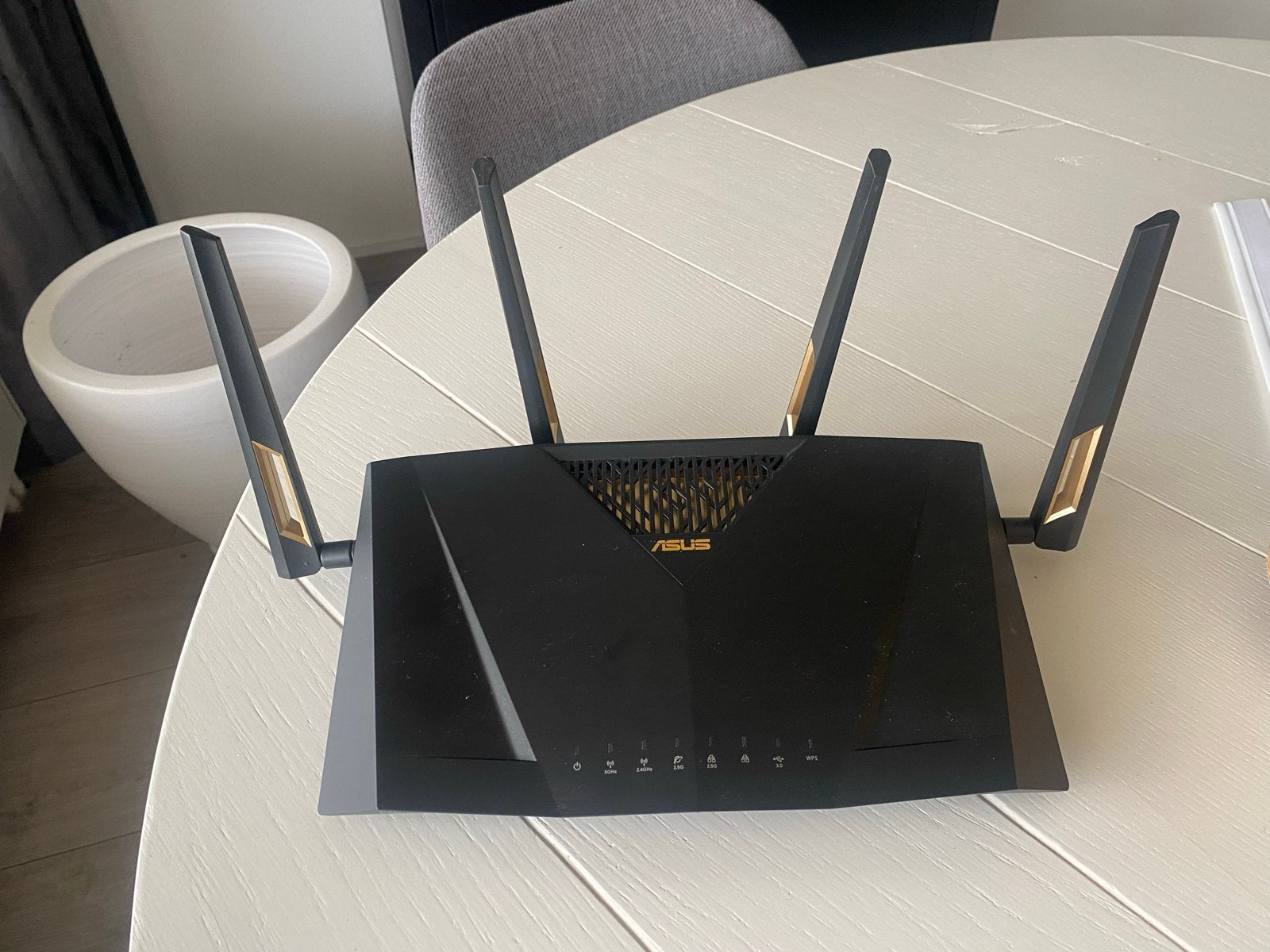 ASUS Router RT-AX88U Pro, Computers en Software, Routers en Modems, Zo goed als nieuw, Router, Ophalen