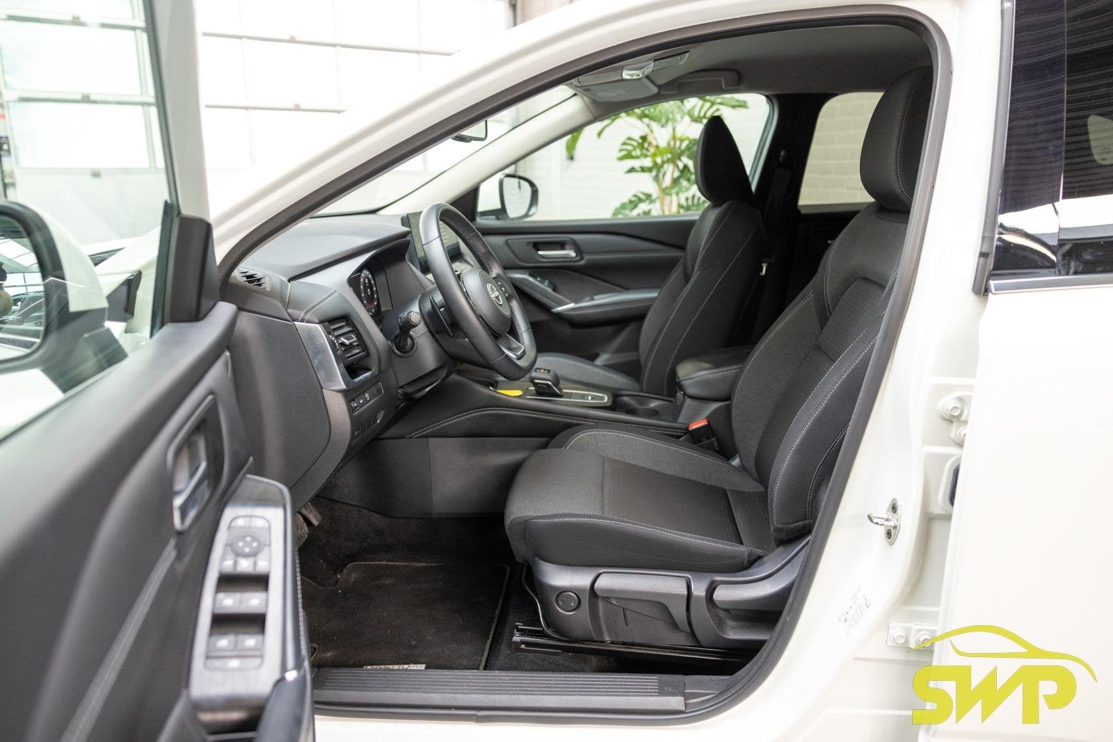 Nissan Qashqai 1.3 MHEV Xtronic N-Connecta | 360 camera | Di, Auto's, Stof, Gebruikt, Euro 6, 4 cilinders
