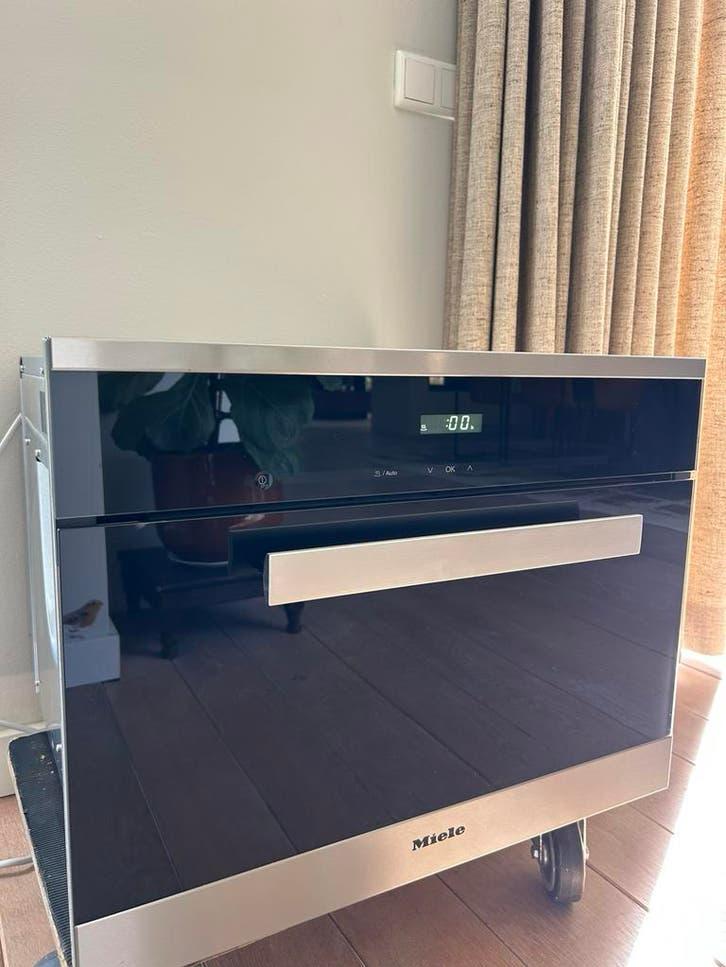 Stoomoven Miele, Ophalen, Zo goed als nieuw