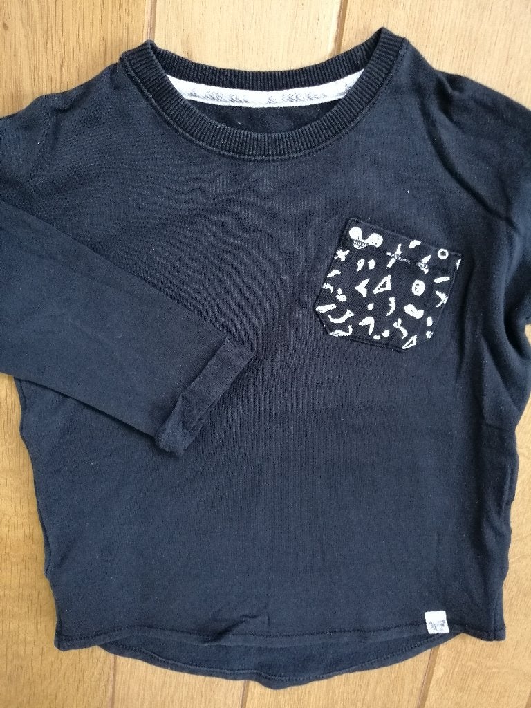 AMMEHOELA t- shirt zwart maat 98/104, Meisje, Ophalen of Verzenden, Zo goed als nieuw, Shirt of Longsleeve