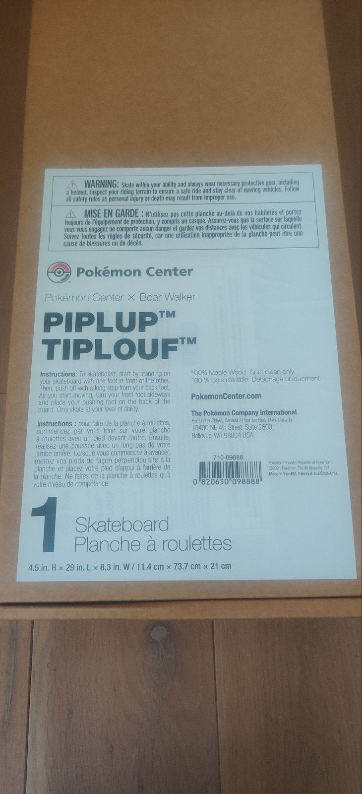 Sealed Pokémon Center Piplup Skateboard, Ophalen, Nieuw, Boosterbox, Foil