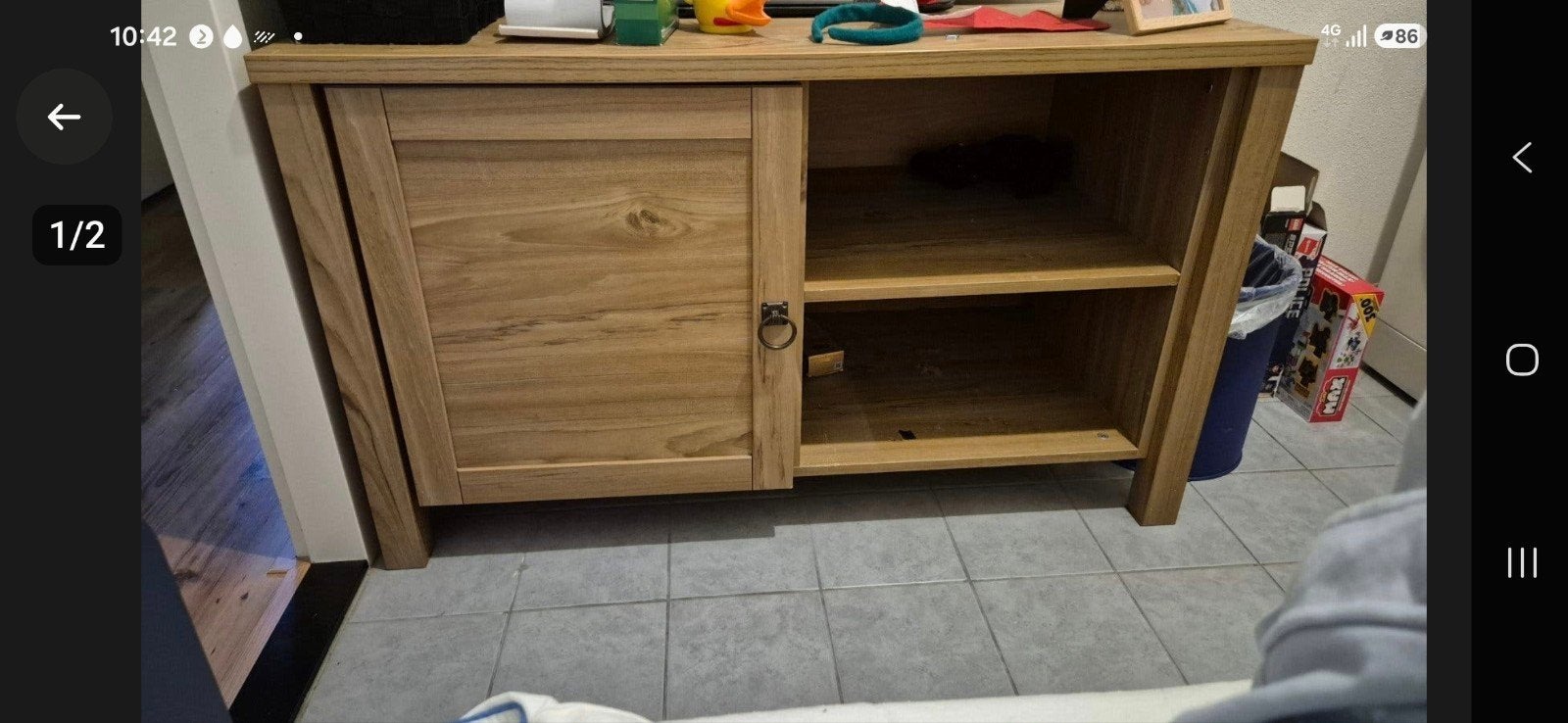 Houten TV-kast met schuifdeur, 111x66 cm, Ophalen of Verzenden, 100 tot 150 cm, Minder dan 100 cm