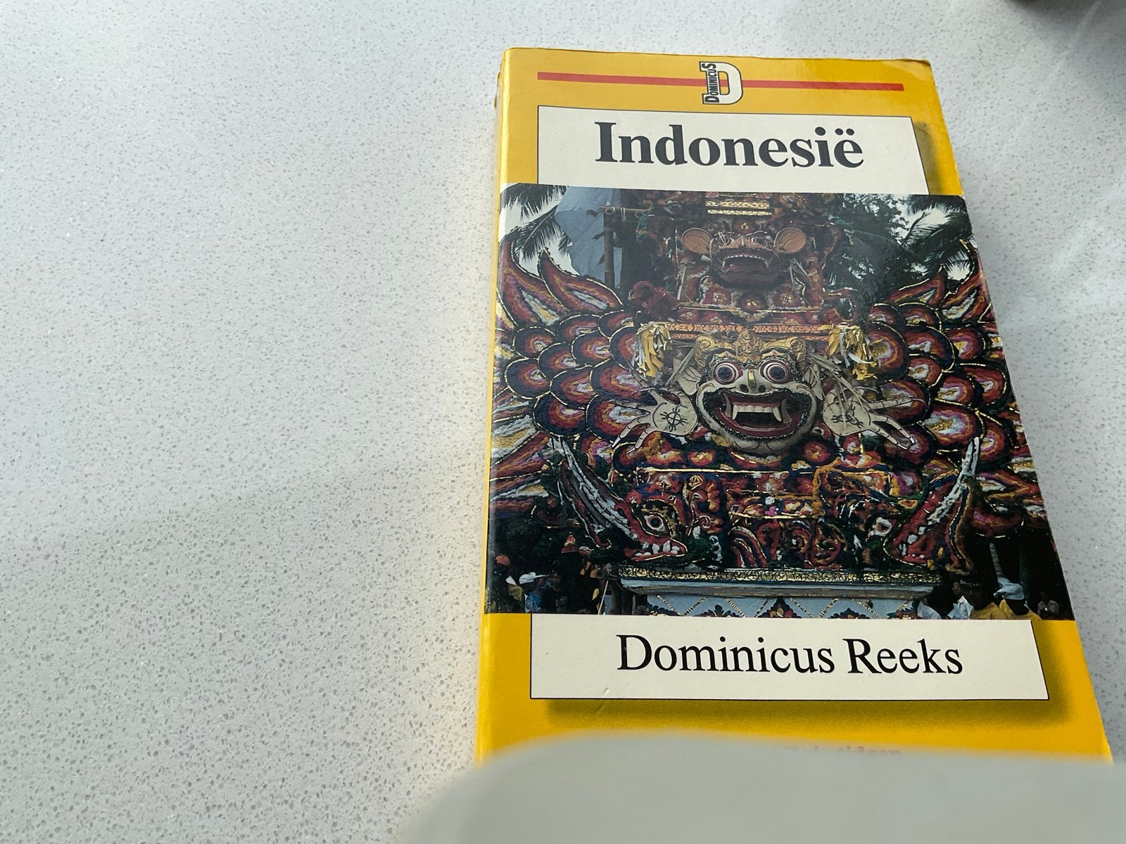 Indonesië Dominicus Reeks Reisgids - Ontdek de Archipel, Ophalen of Verzenden, Reisgids of -boek, Azië, Gelezen