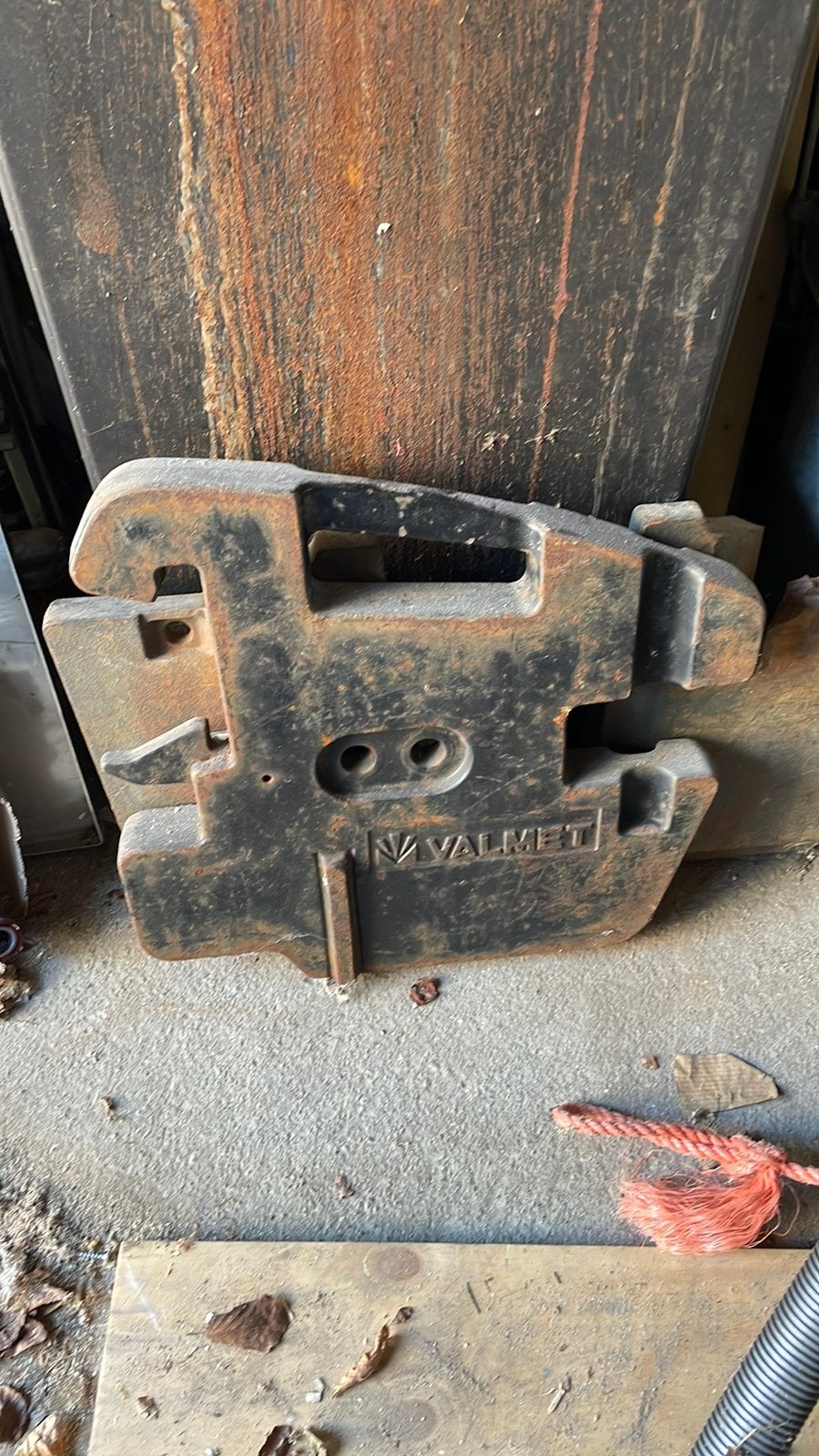 Valmet valtra frontgewicht 45 kg, Ophalen of Verzenden, Zo goed als nieuw