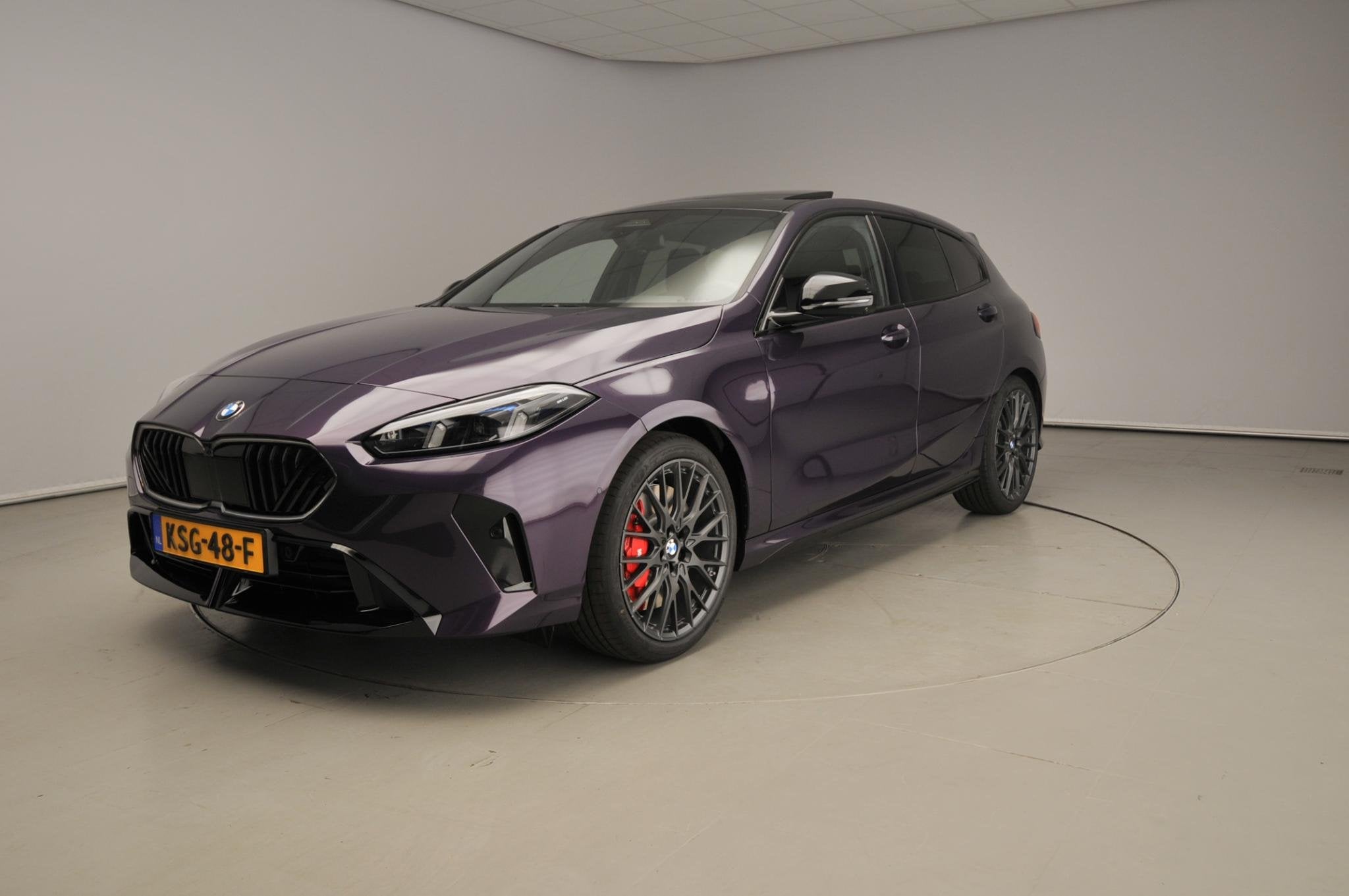 BMW 1 Serie 5-deurs 120 M-Sportpakket Pro / Driving assist p, Overige kleuren, Met garantie (alle), Origineel Nederlands, Bedrijf