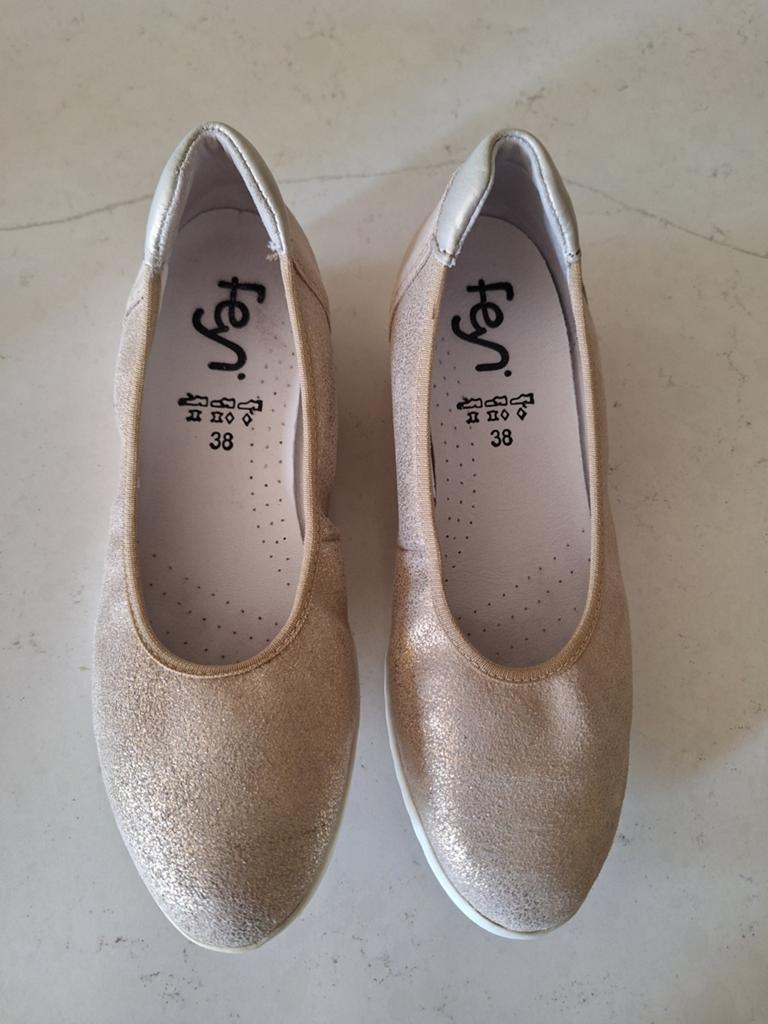 Feyn Ballerina's Goudkleurig Maat 38, Kleding | Dames, Schoenen, Feyn, Overige kleuren, Zo goed als nieuw, Ballerina's