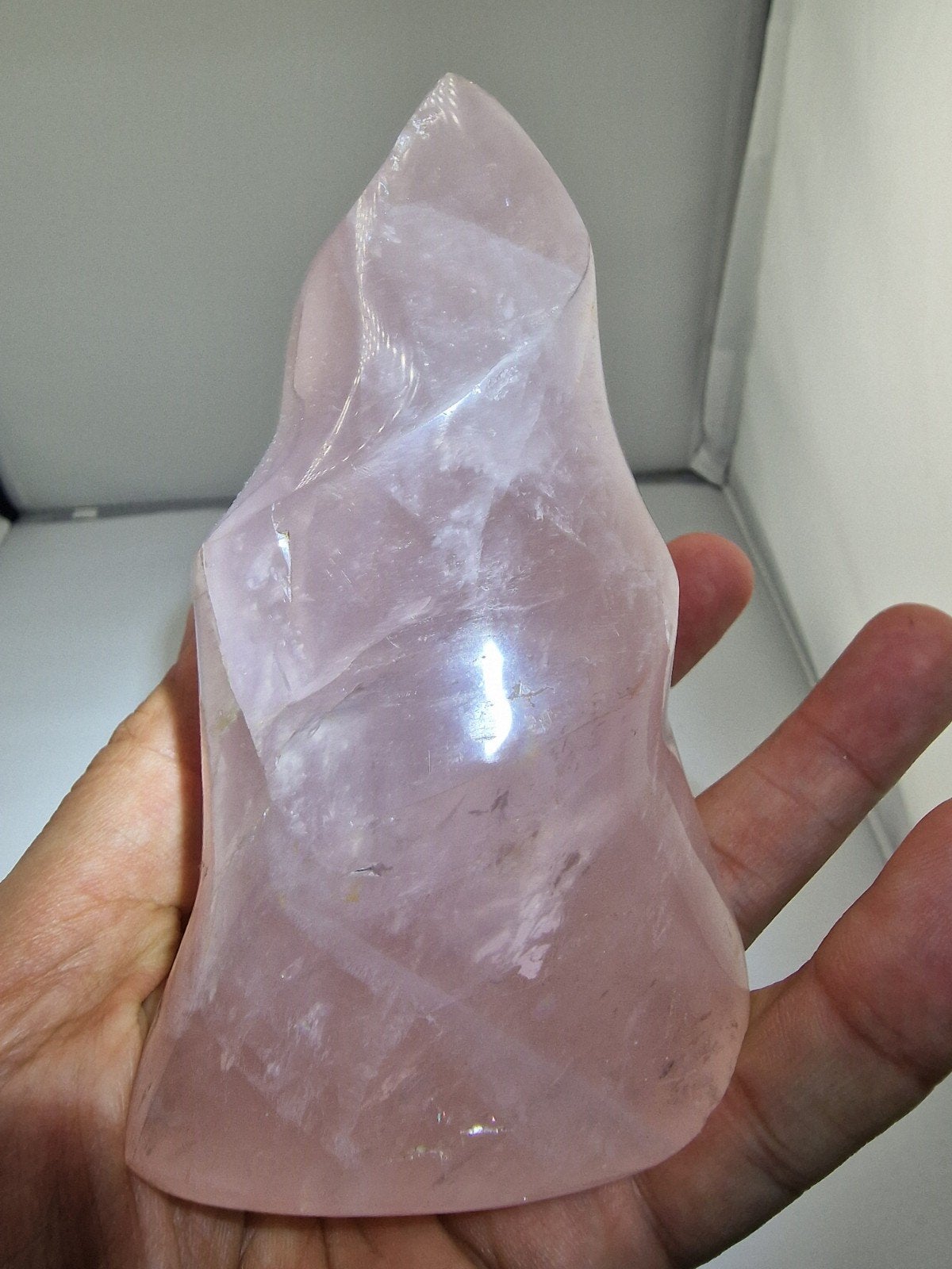 Roze Kwarts Toren N315 - 715 gram, 12.7cm, Ophalen of Verzenden, Mineraal