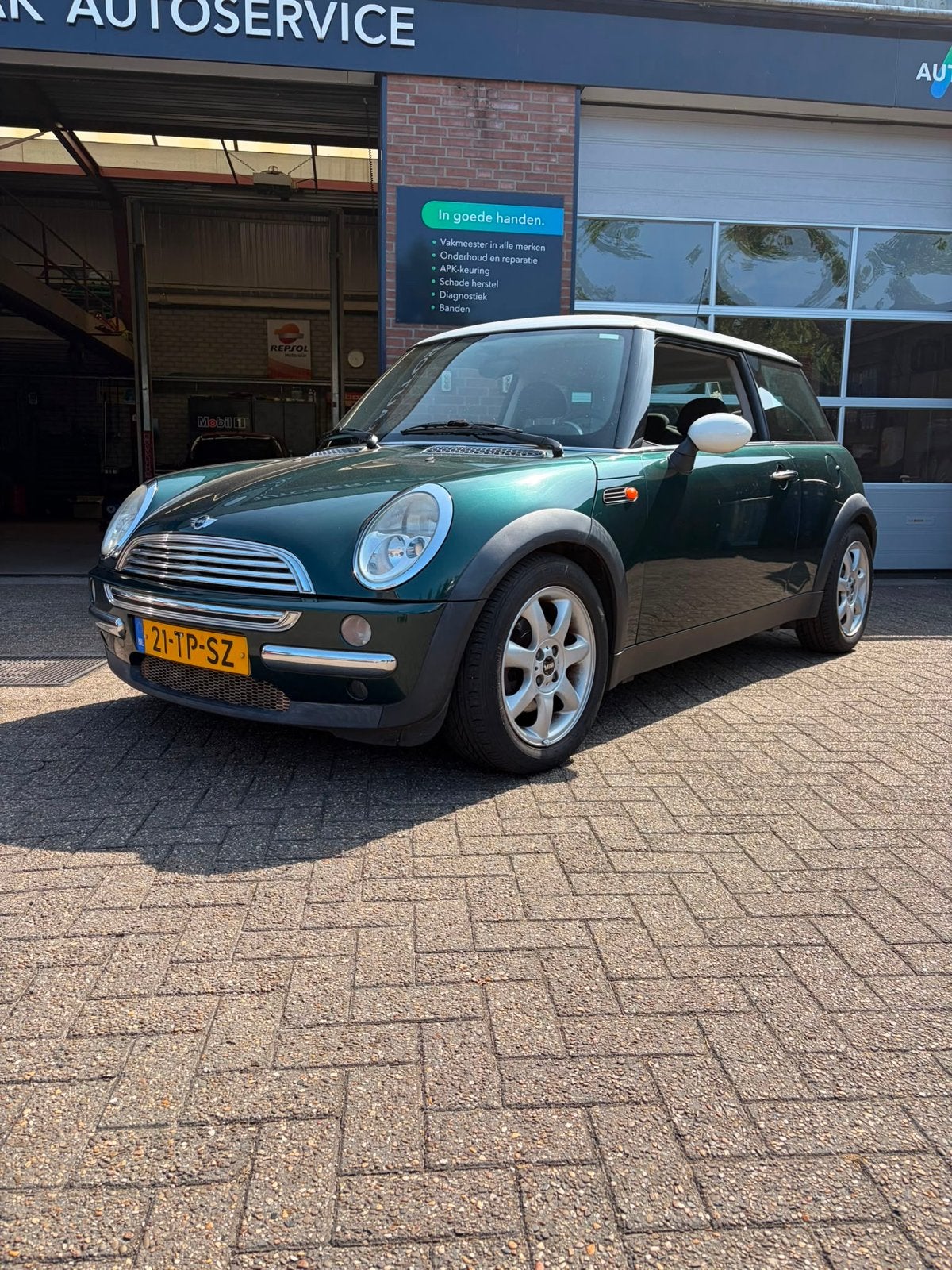 Mini 1.6 16V Cooper 2002 Groen, Auto's, Mini, Voorwielaandrijving, 1025 kg, 15 km/l, 4 cilinders