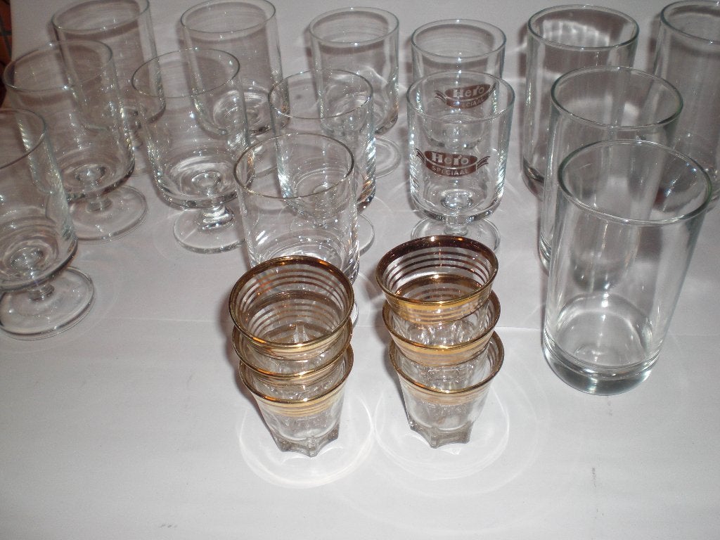 Diverse glazen 10 op voet 6 borrel 4 limonade, Glas of Glazen, Gebruikt, Ophalen of Verzenden, Glas