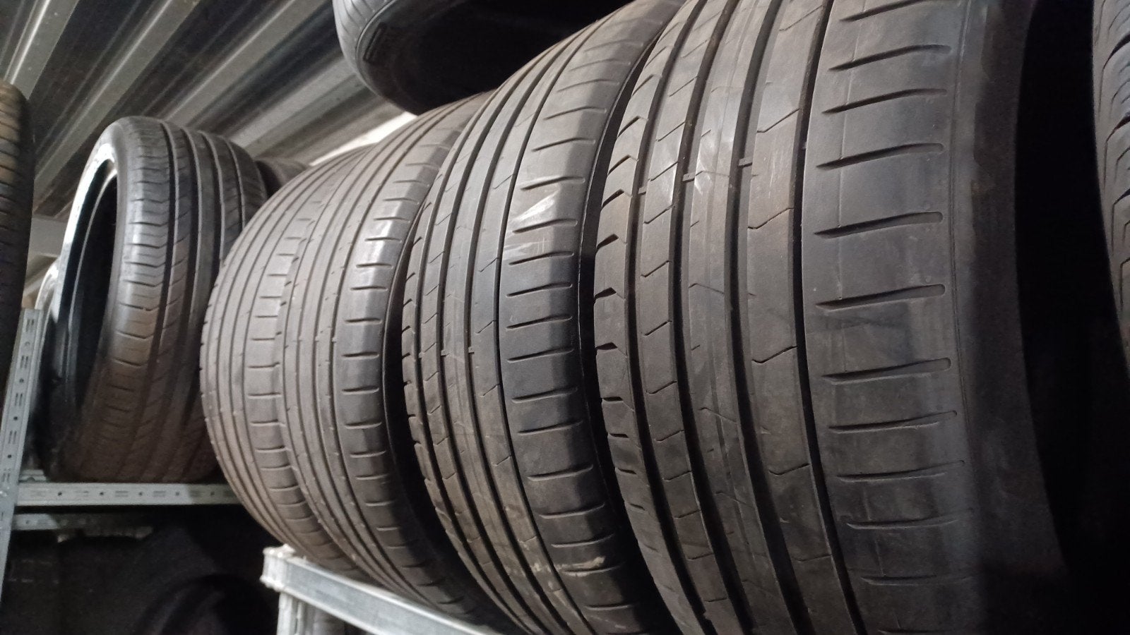 4 banden 255 40 21 103V pirelli p zero 2x 6 mm 2x 4.5 mm, Auto-onderdelen, Banden en Velgen, Ophalen, Gebruikt, 255 mm, 21 inch