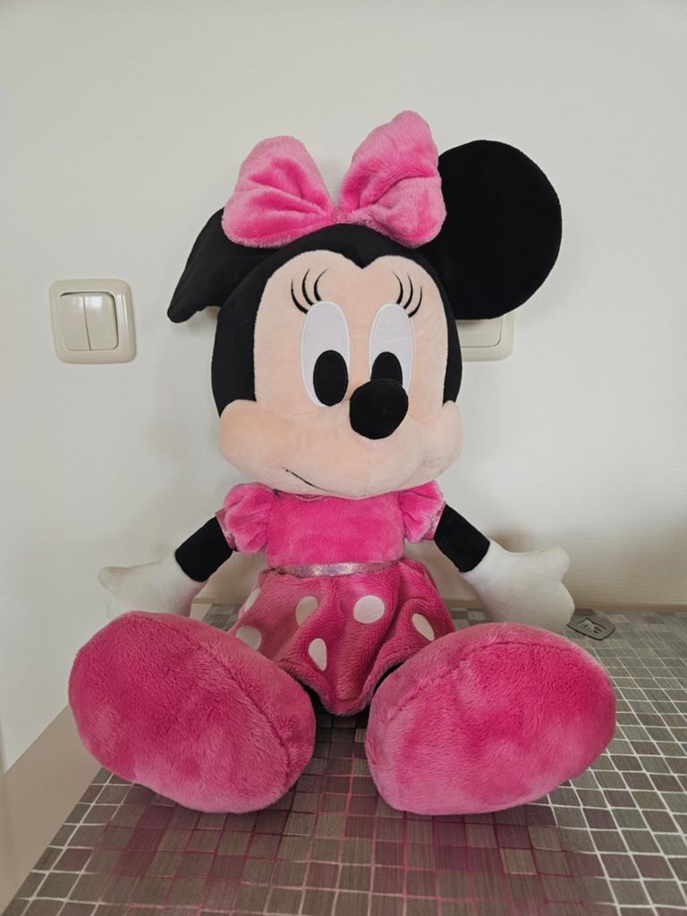 Grote Minnie Mouse knuffel - Roze jurk met stippen, Disney, Disney, Overige typen, Ophalen of Verzenden