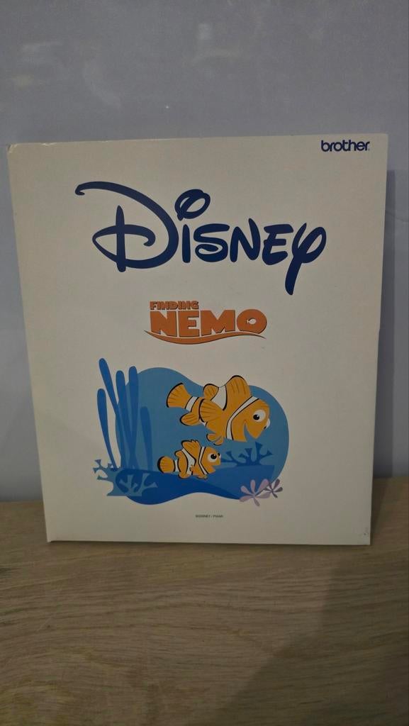 Brother Disney Finding Nemo Borduurpatronen Set, Hobby en Vrije tijd, Ophalen of Verzenden, Gebruikt, Machineborduren, Patroon