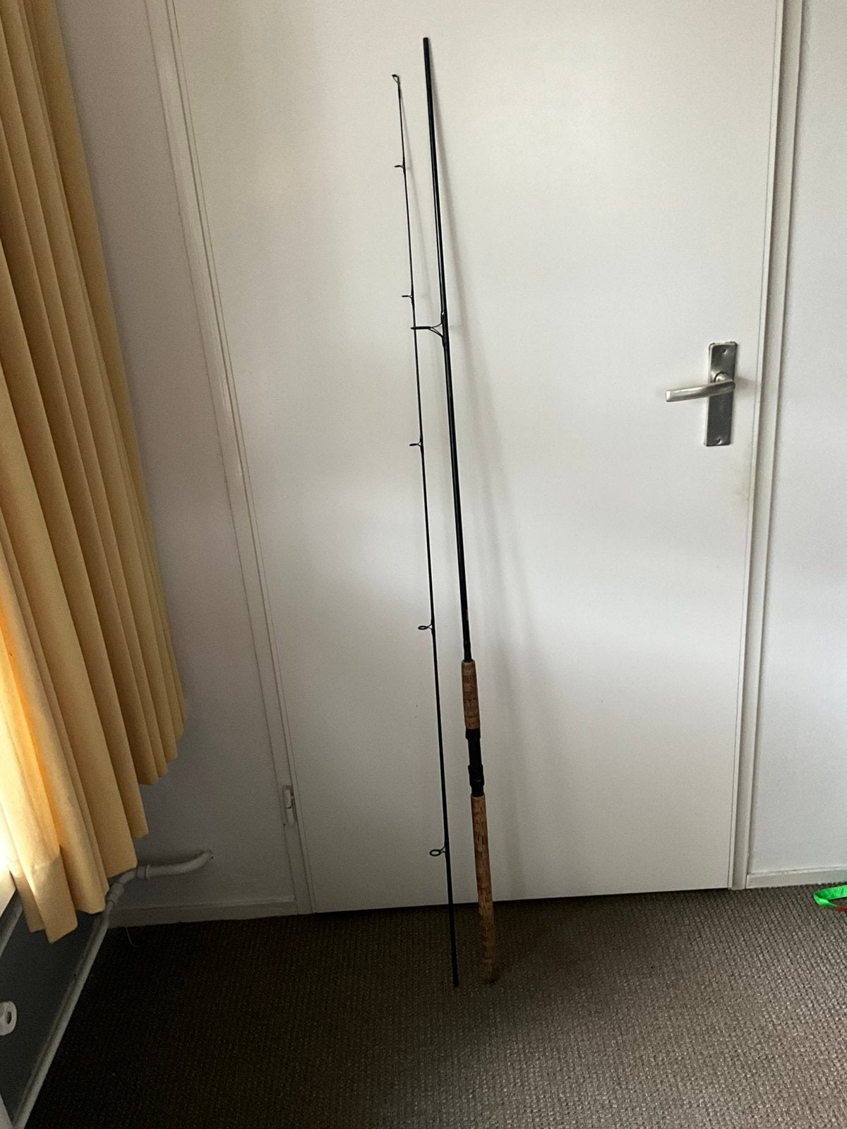 Roofvis hengel . 300 cm., Ophalen, Zo goed als nieuw, Werphengel