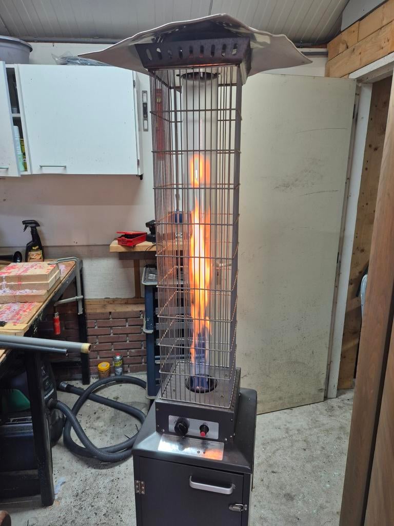Terrasheater op gas - Perfect voor koele avonden, Ophalen, Gebruikt, Gas, Vloer