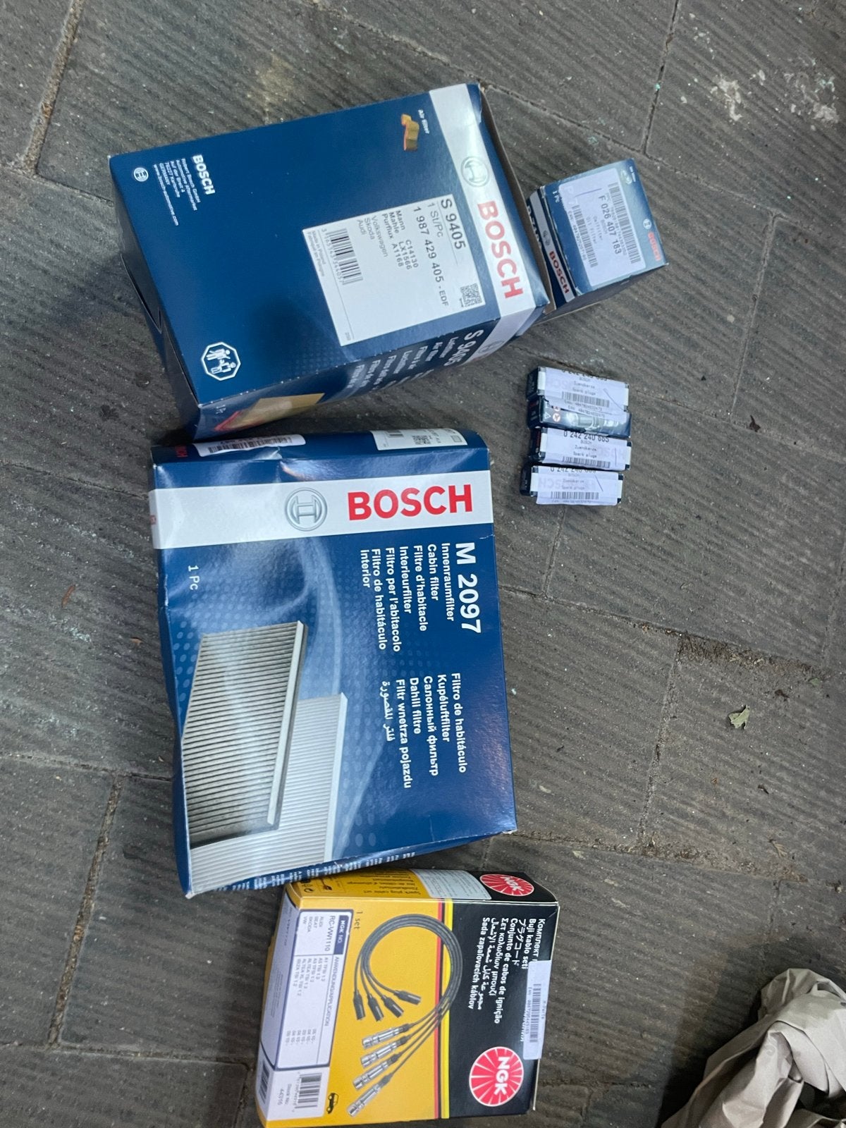 Nieuwe Bosch + NGK onderhoudsset VW Golf/Polo/Audi A3/Seat/S, Ophalen, Nieuw, Volkswagen