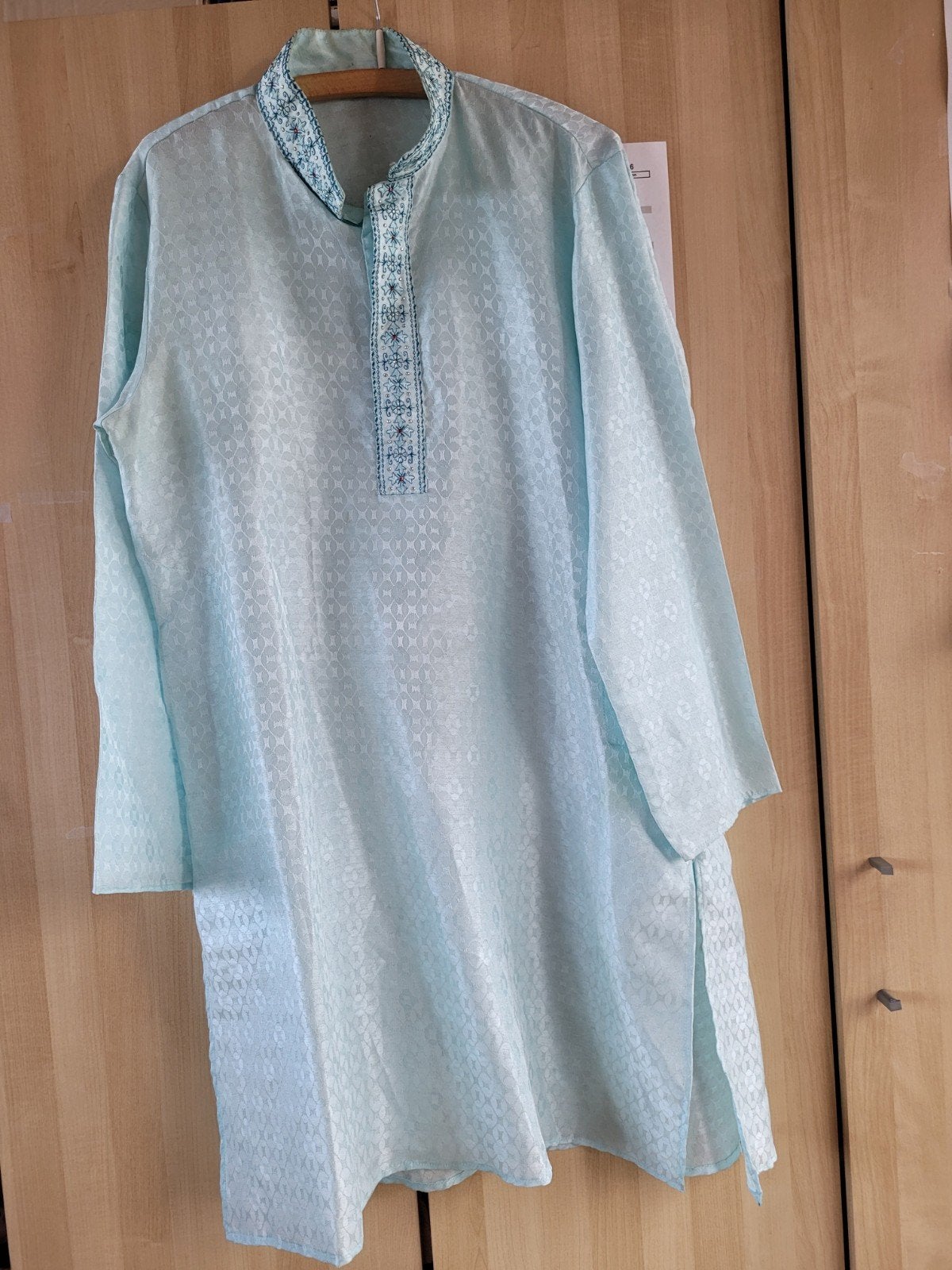 Lichtblauwe Kurta met Borduurwerk, Kleding | Heren, Ophalen of Verzenden, Zo goed als nieuw, Onbekend