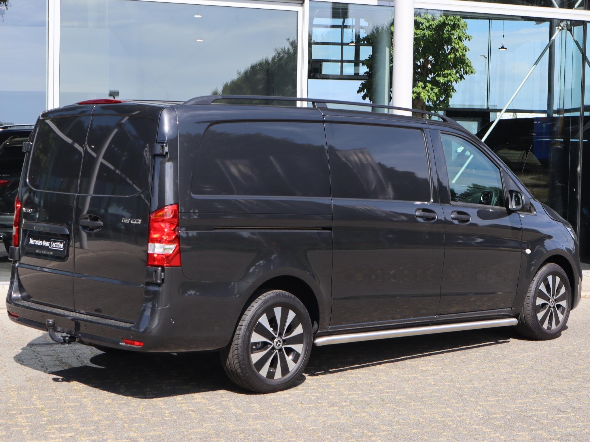 Mercedes-Benz Vito 119 CDI L2 SELECT AUT. TREKHAAK, Auto's, Euro 6, 2500 kg, Diesel, Te koop