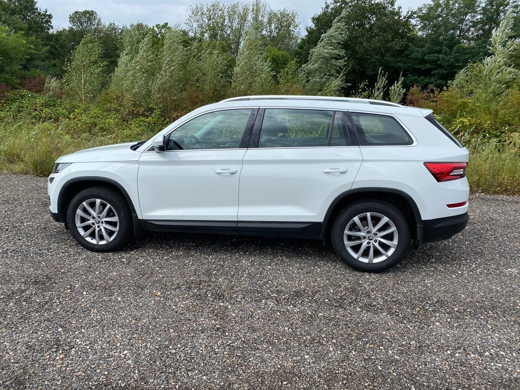 Skoda Kodiaq 1.5 TSI Greentech ACT 150pk Dsg-7 2019 Wit, Auto's, Dealer onderhouden, Zwart, 4 cilinders, Wit