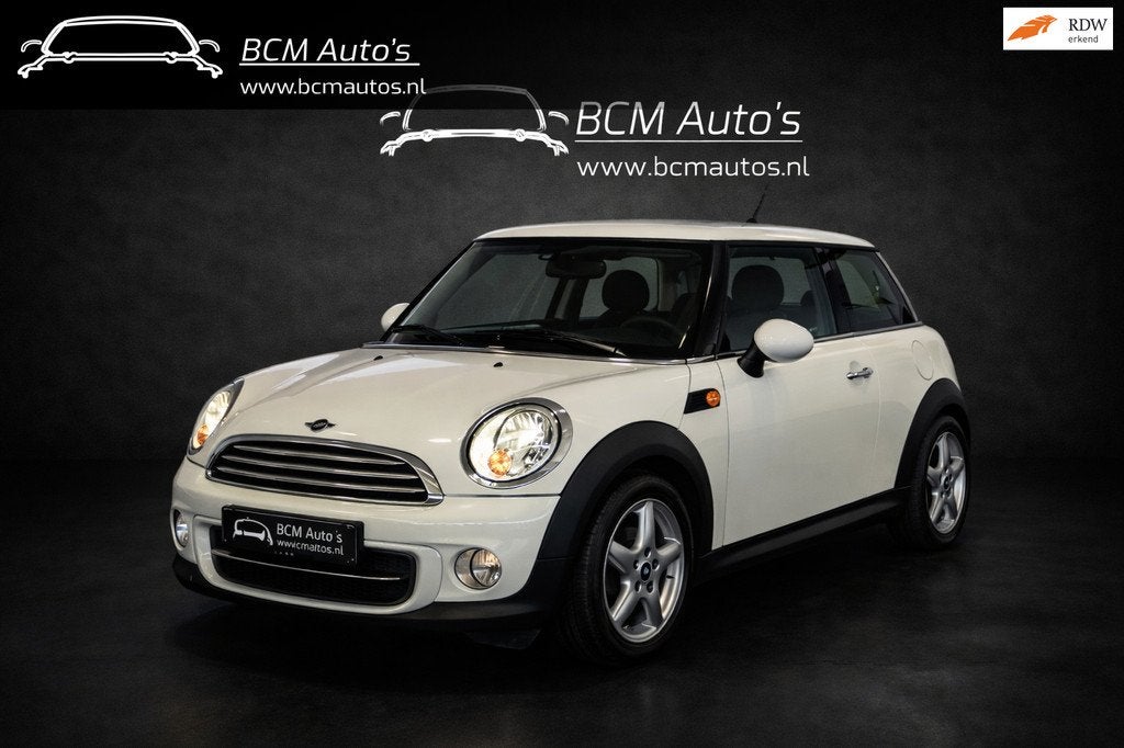 Mini Cooper 1.6 One Chili |Leer|Harman/Kardon|Stoelverwaming, Auto's, Voorwielaandrijving, Euro 5, Zwart, 4 stoelen