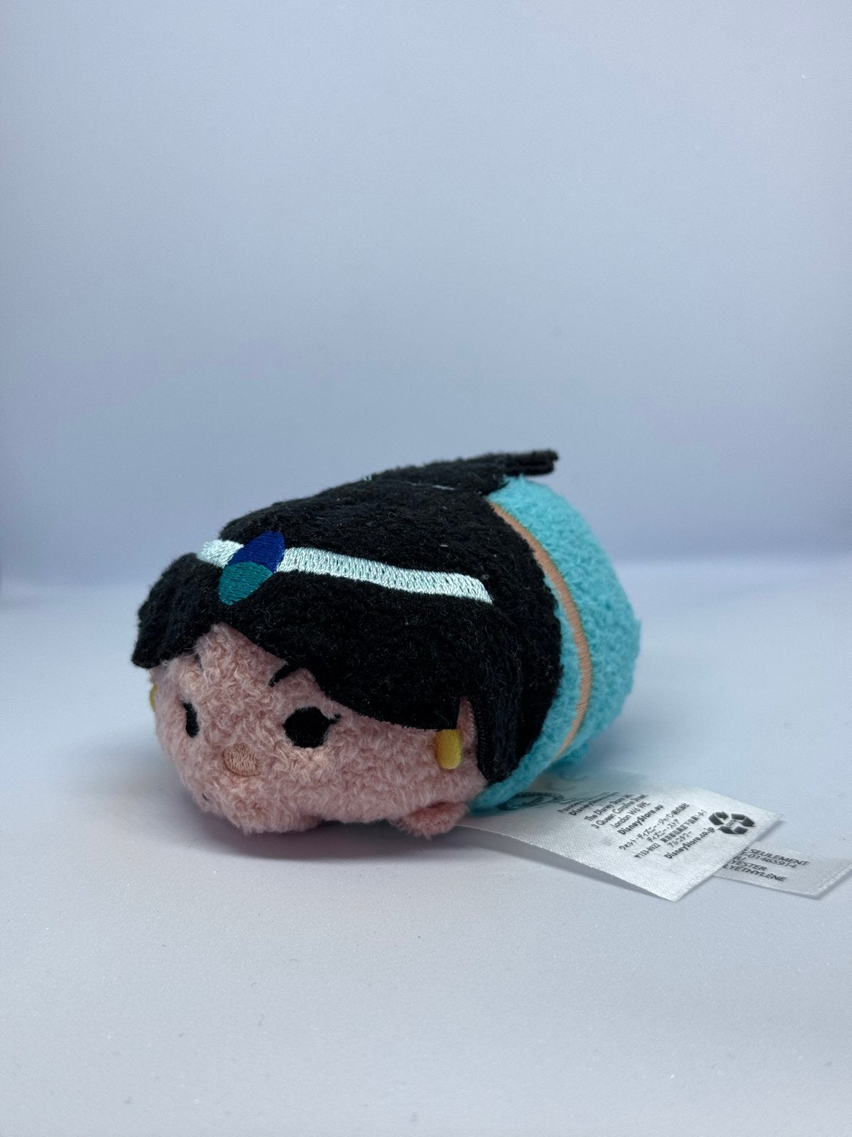 Disney Tsum Tsum Jasmine Knuffel - Zo goed als nieuw, Kinderen en Baby's, Speelgoed | Knuffels en Pluche, Disney, Overige typen