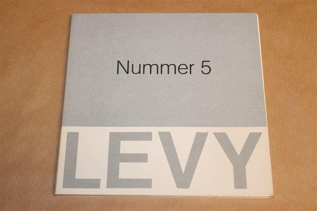 Nummer 5 - Levy — Kunstcatalogus met Dalí & Man Ray, Boeken, Kunst en Cultuur | Beeldend, Gelezen, Ophalen of Verzenden