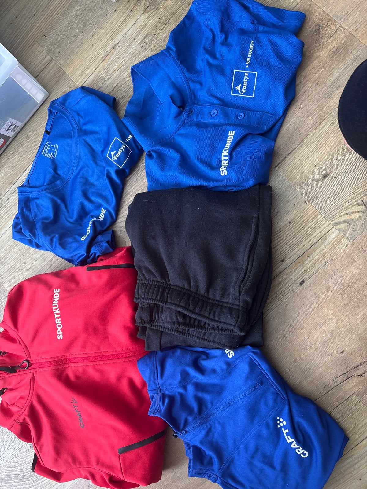 Kledingpakket Sportkunde dames - Maten L en XL, Meerkleurig, Ophalen of Verzenden, Gedragen, Maat 42/44 (L)