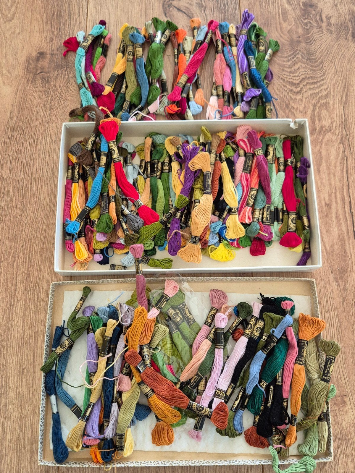 Partij borduur garen, Hobby en Vrije tijd, Borduren en Borduurmachines, Ophalen of Verzenden, Zo goed als nieuw, Handborduren