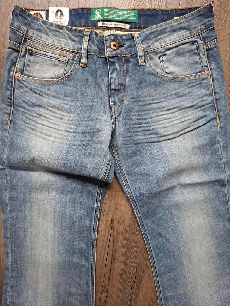 KUYICHI Wendy regular bootcut jeans W30 L34, Kleding | Dames, Spijkerbroeken en Jeans, Blauw, KUYICHI, Nieuw, Ophalen of Verzenden