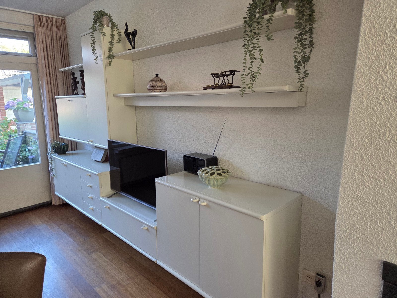 Interstar wit wandmeubel wandkast zwevend, Huis en Inrichting, Ophalen, Gebruikt, 200 cm of meer, Modern