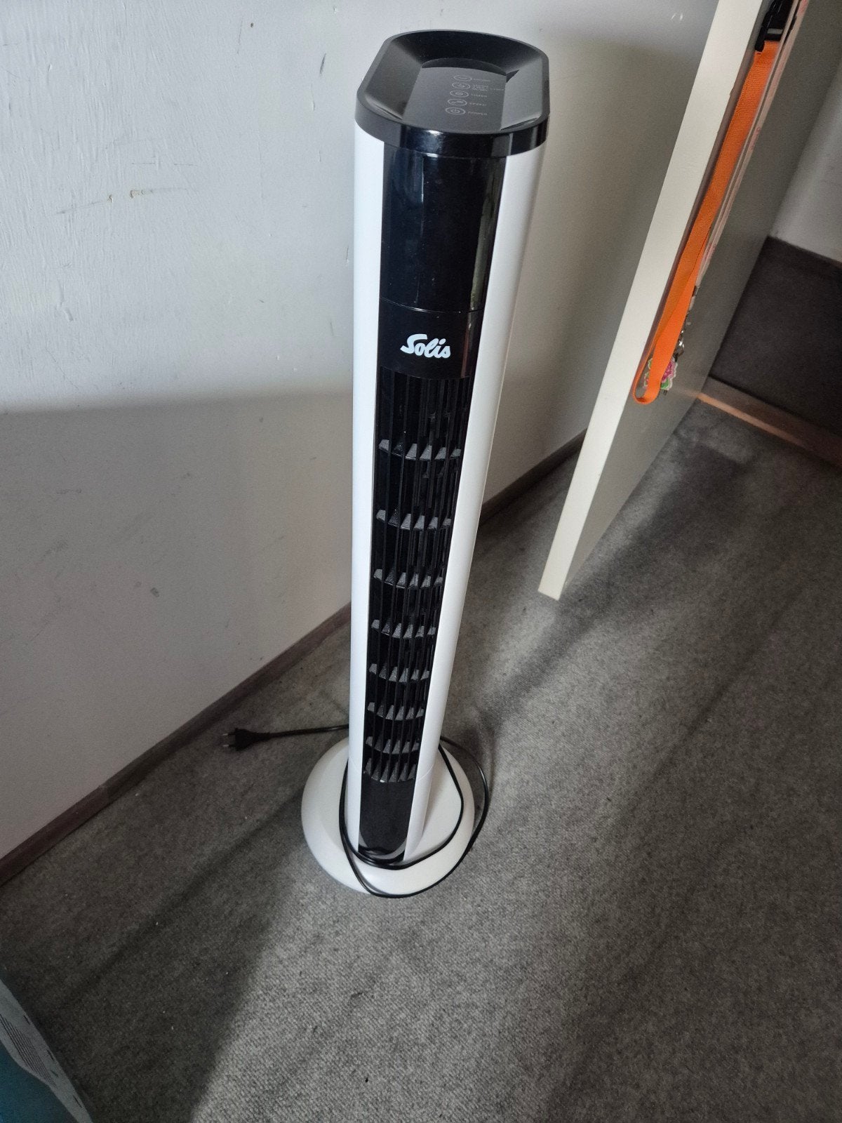 Solis Torenventilator met Afstandsbediening, Ophalen, Ventilator met afstandsbediening, Zo goed als nieuw, Torenventilator
