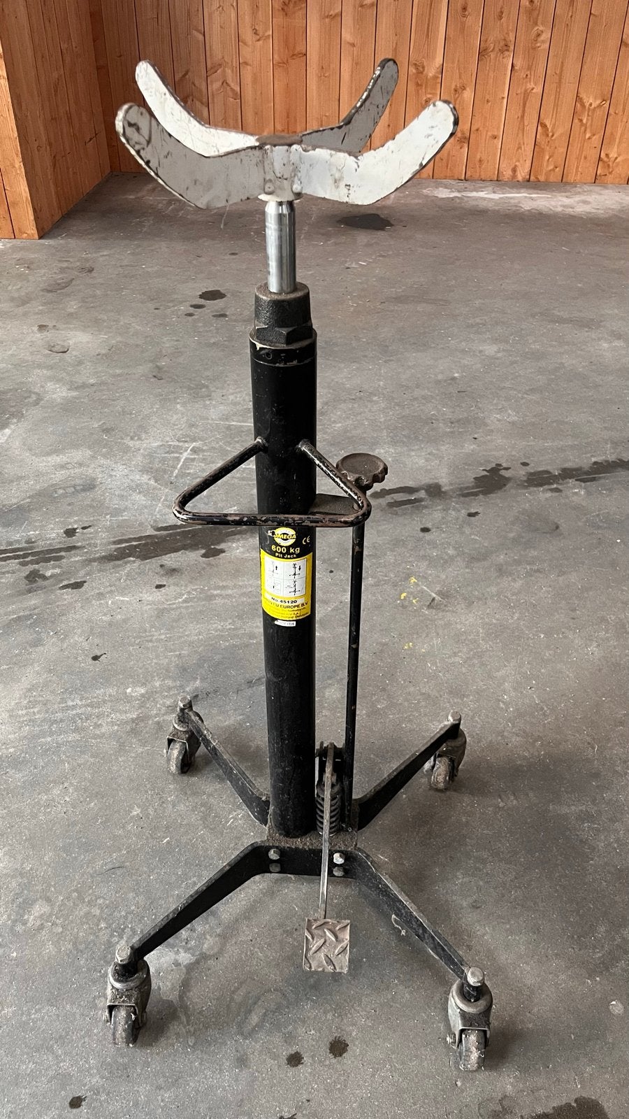 Omega Lift Equipment 600 kg Putkrik - Zo goed als nieuw, Potkrik, Zo goed als nieuw, Hydraulisch, SHINN FU EUROPE B.V.