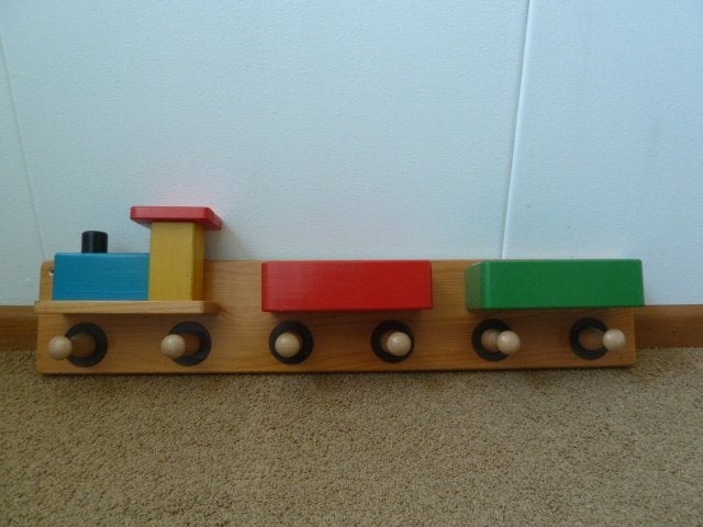 Broem houten kinder kapstok, Wandkapstok, Ophalen of Verzenden, Zo goed als nieuw, Minder dan 100 cm