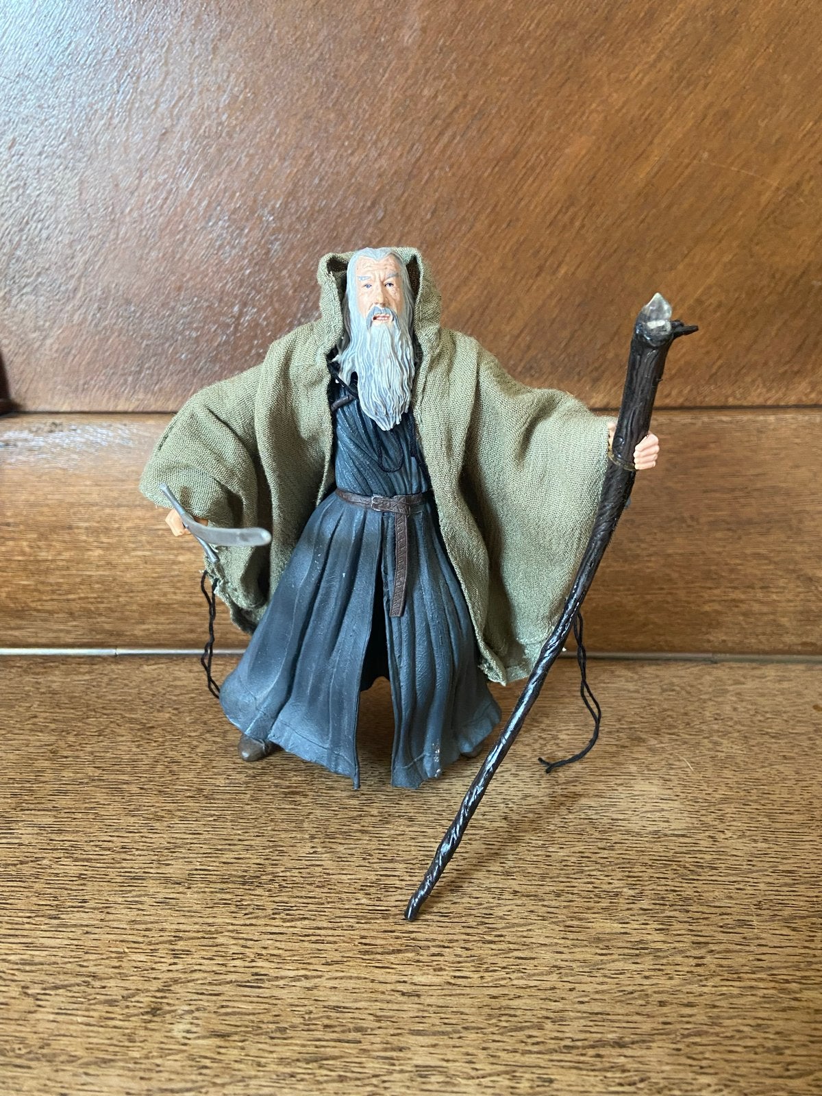 Lord of the Rings Gandalf actiefiguur met staf en zwaard, Verzamelen, Lord of the Rings, Ophalen of Verzenden, Gebruikt, Actiefiguurtje