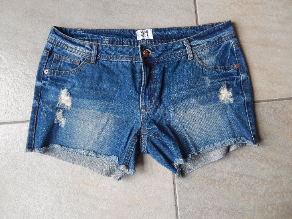 Mooie spijker korte broek van Vero Moda, Blauw, Vero Moda, Ophalen of Verzenden, Zo goed als nieuw