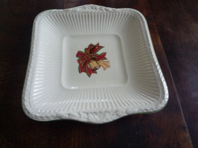 Wedgwood Christmas time serveerschaal 24 x 24 cm, Huis en Inrichting, Keuken | Servies, Ophalen of Verzenden, Nieuw, Porselein