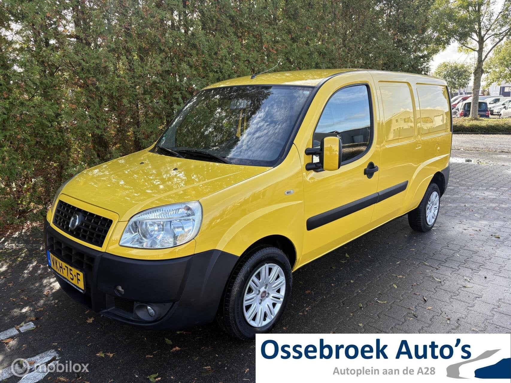 Fiat Doblo Cargo 1.4 Comfort Maxi Schuifdeur 137dkm 2009 Tre, Auto's, Bestelauto's, Gebruikt, 4 cilinders, Geel, Handgeschakeld